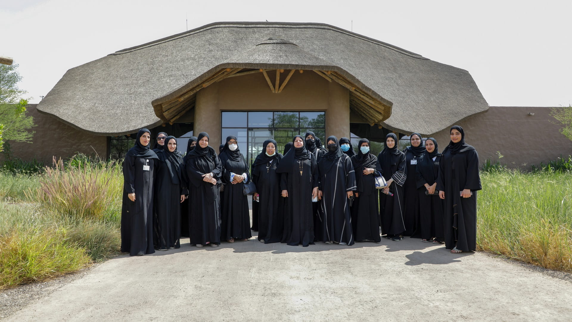 Image for the title: SSSD oragnises recreational trips for 184 elderly people 