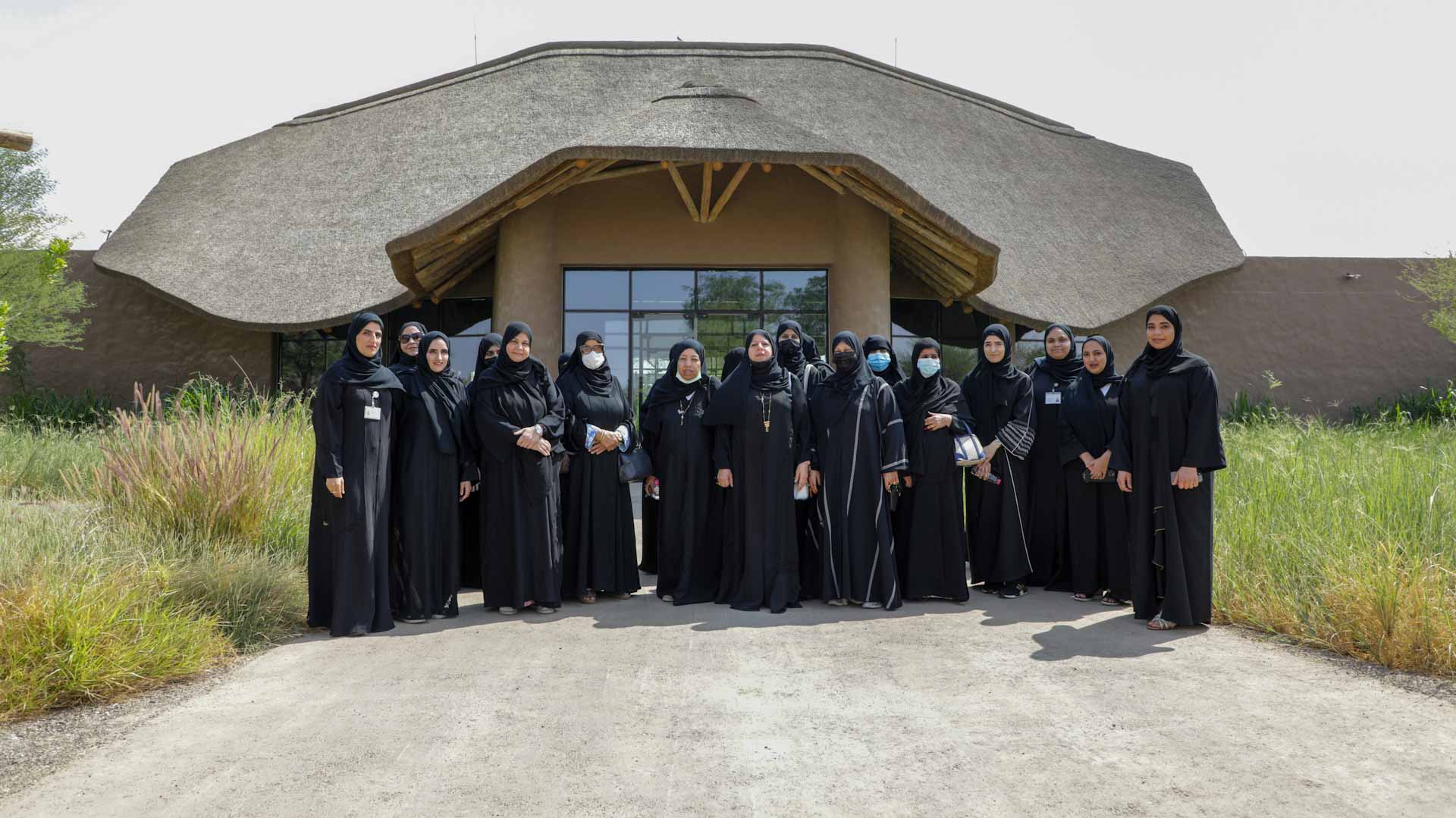 صورة بعنوان: "اجتماعية الشارقة" تنظم رحلات ترفيهية لكبار السن ضمن يومهم العالمي 