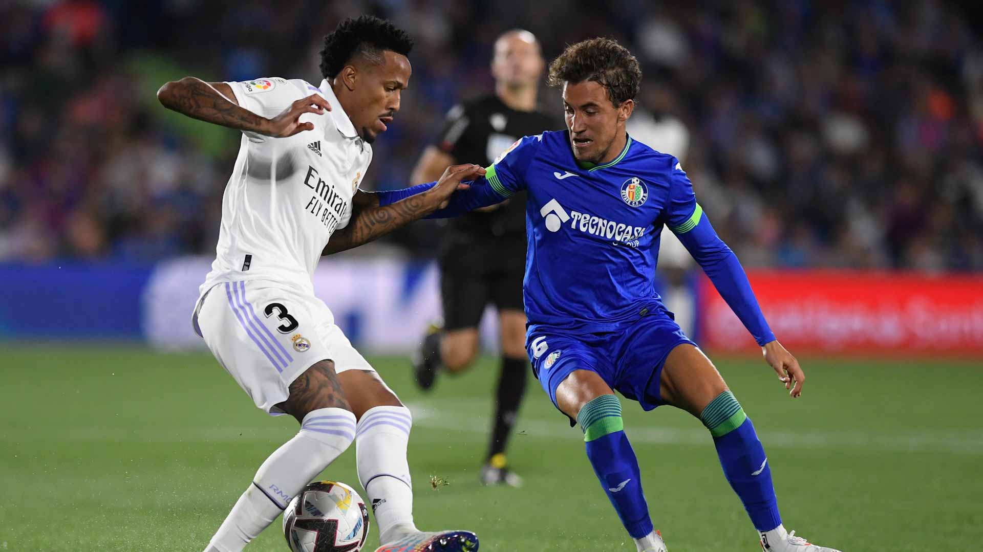 Image for the title: Madrid regains top spot, Manchester continues strong start 