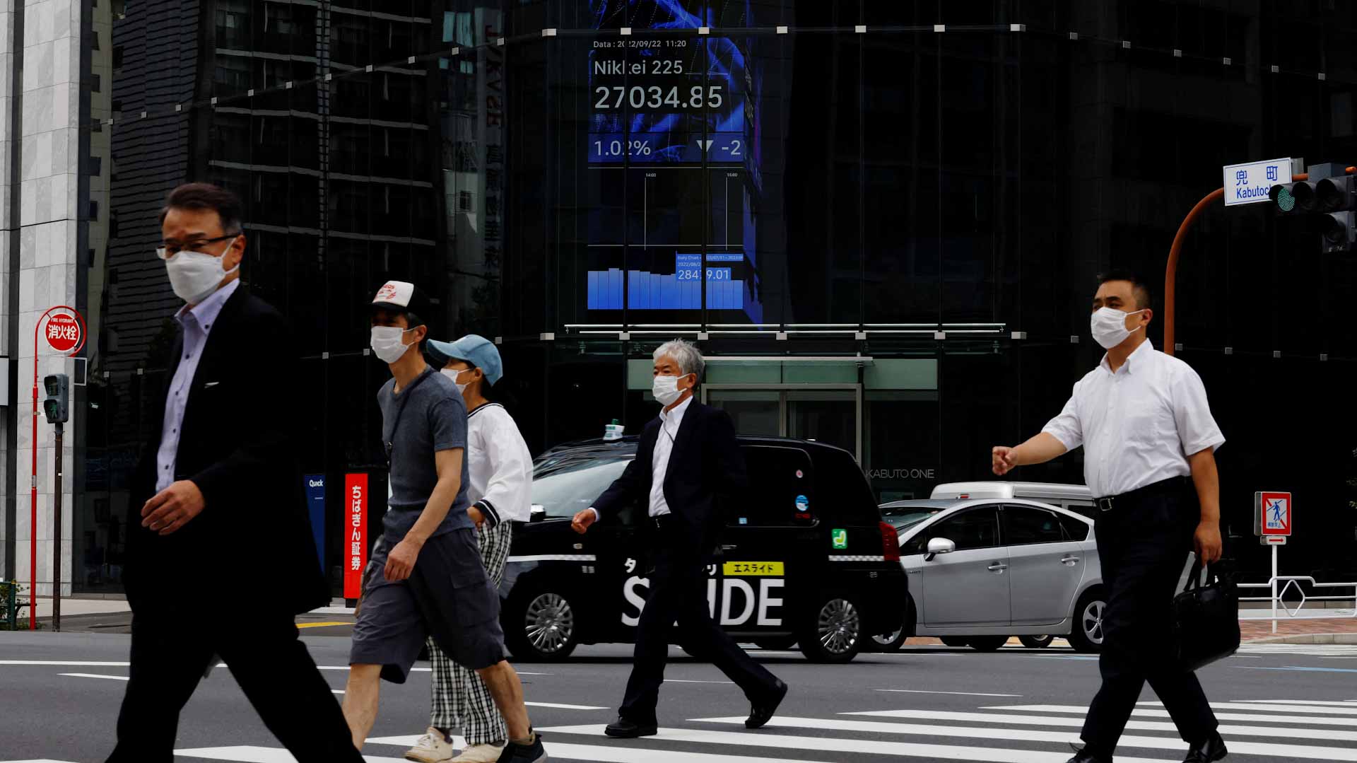 صورة بعنوان: المؤشر نيكي يهبط 0.18% خلال بداية التعامل في طوكيو 