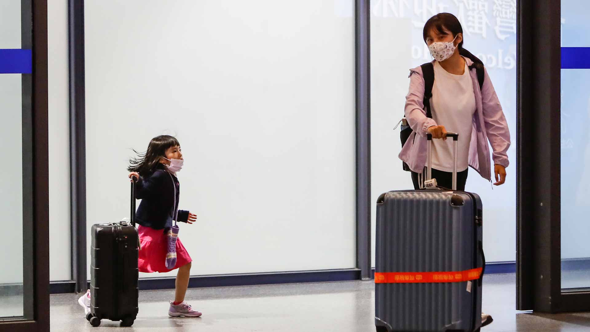 Image for the title: Taiwan welcomes foreign tour groups as border fully reopens 