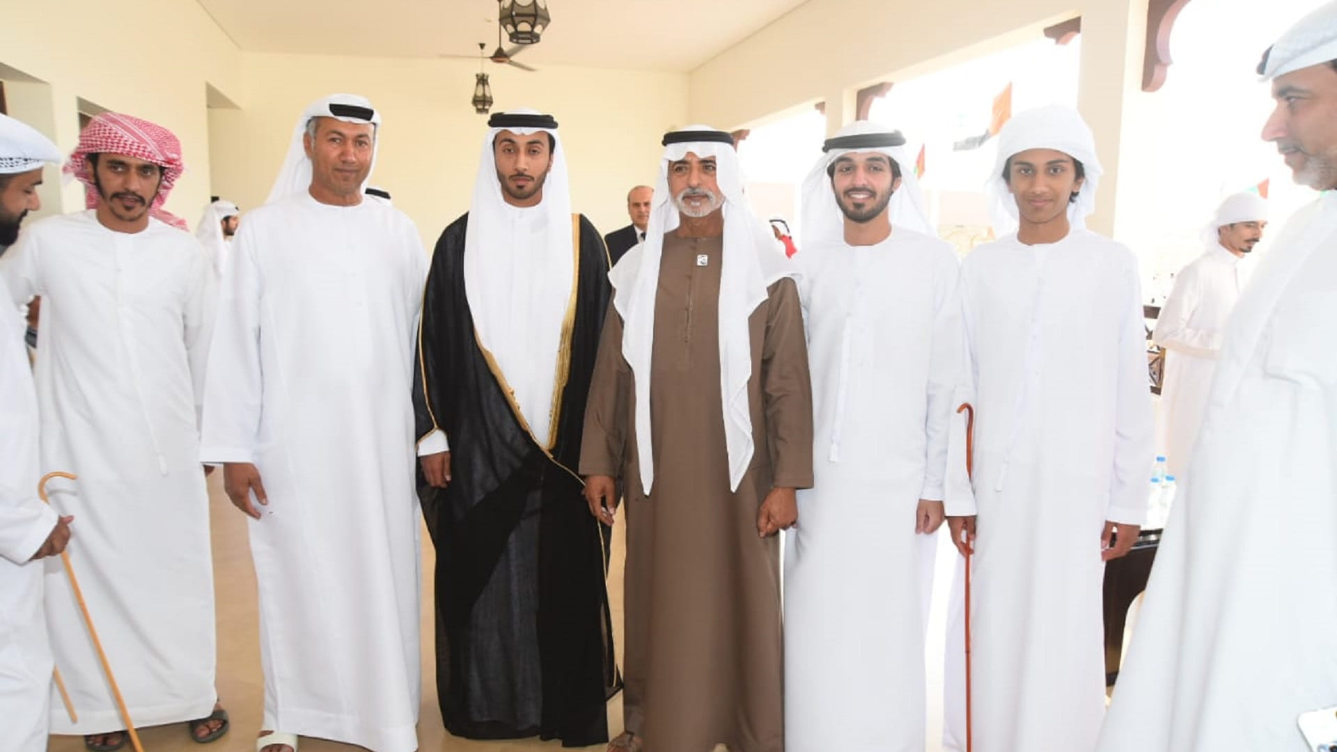 صورة بعنوان: نهيان بن مبارك يشهد أفراح بالعرطي الحميري والسبوسي 