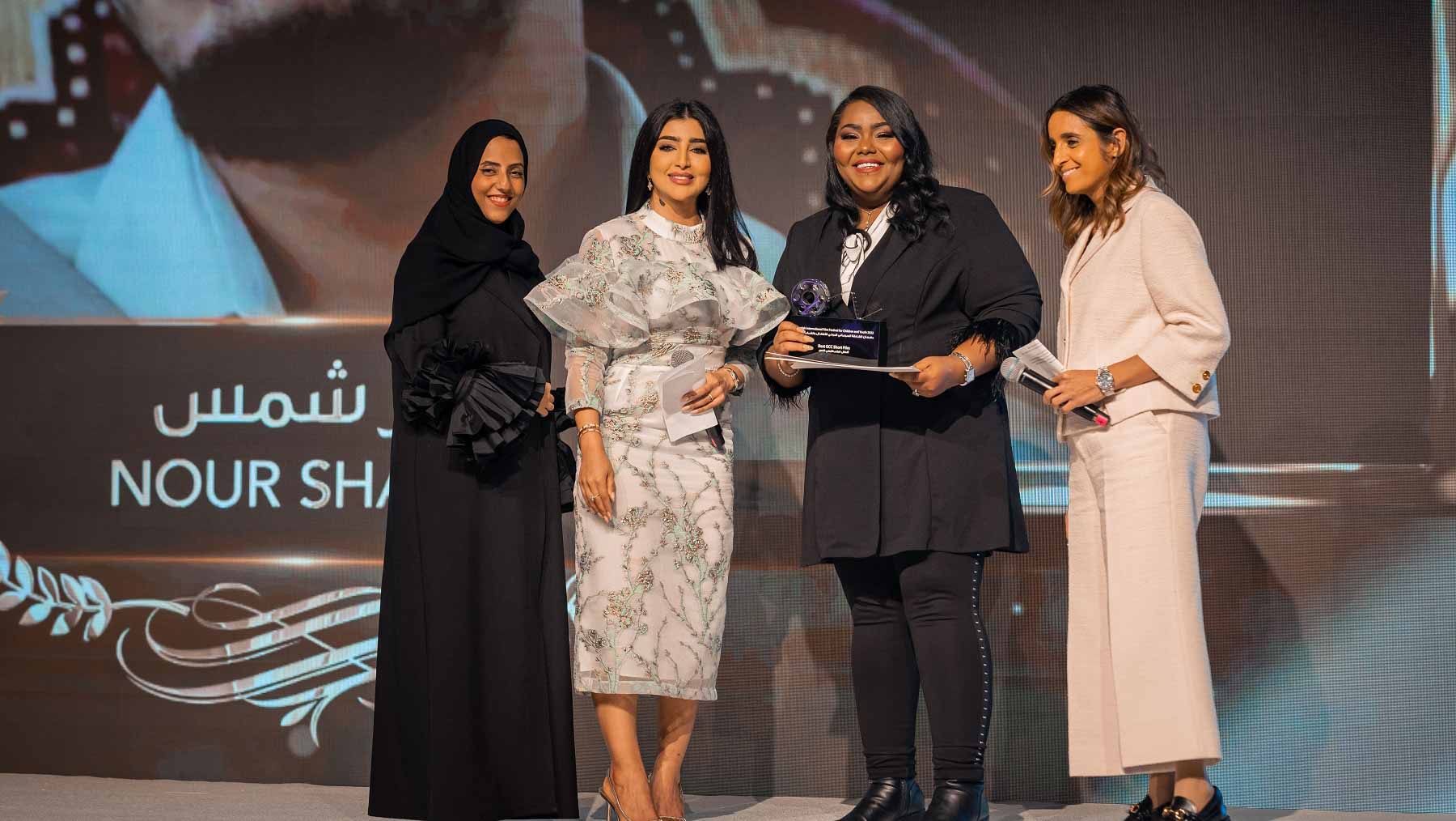 Image for the title: Curtains come down on SIFF 2022 with more than 30,000 visitors 