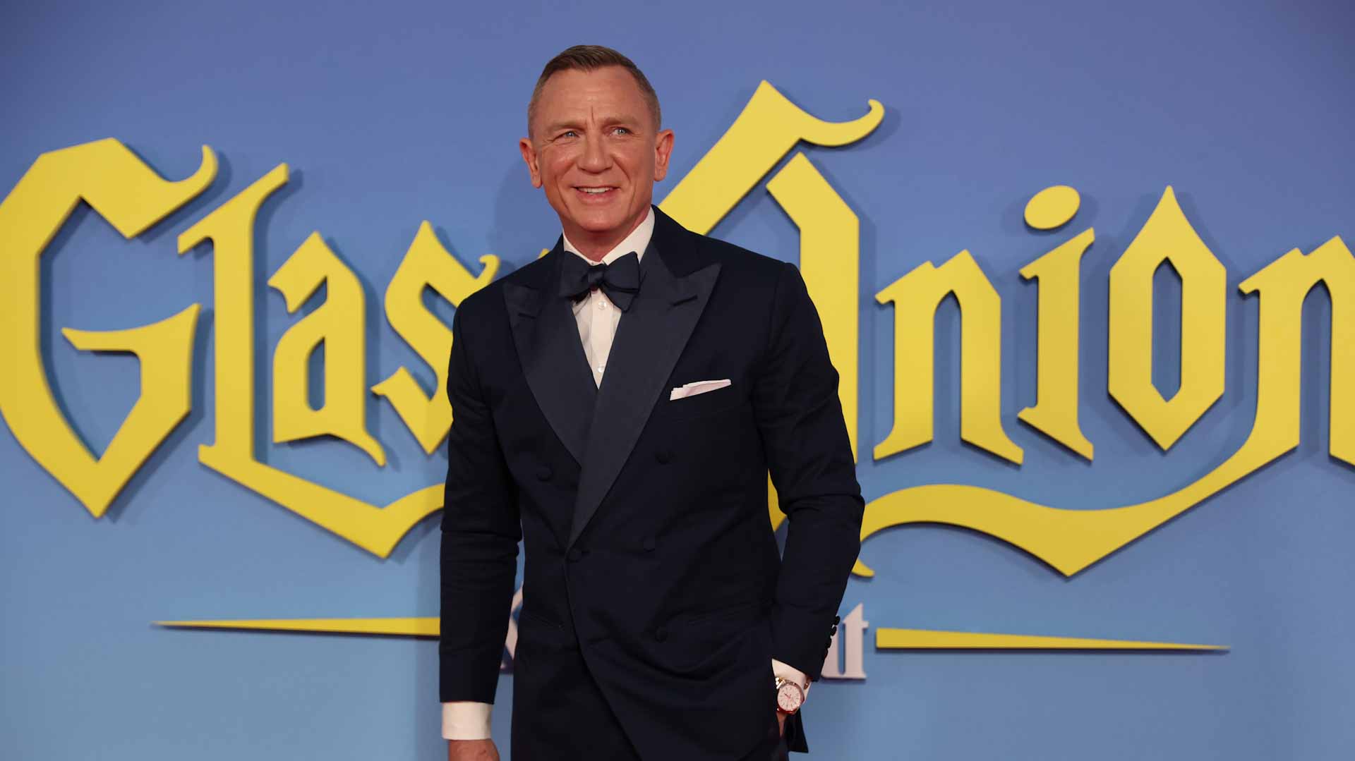 Image for the title: 'Knives Out' sequel stars laud Angela Lansbury at Europe premiere 