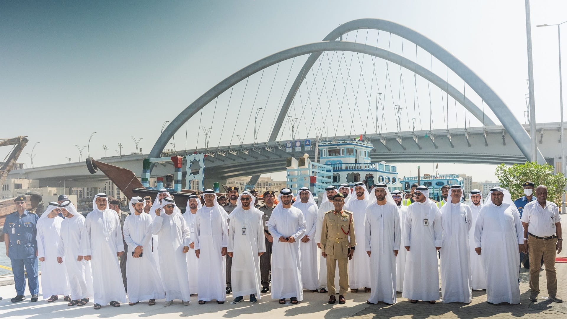 صورة بعنوان: منصور بن محمد يفتتح المبنى المشترك لخور دبي 