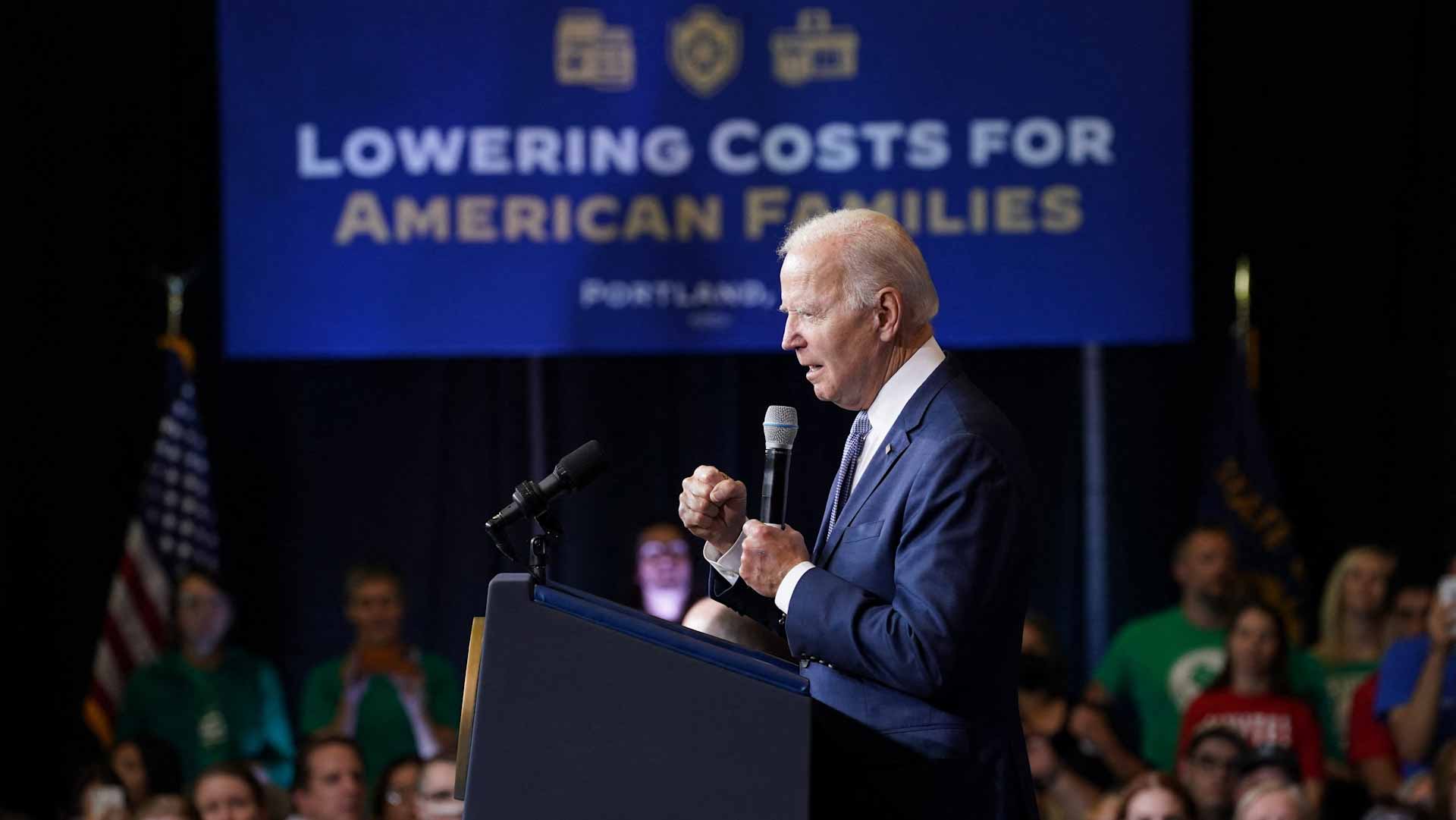 صورة بعنوان: بايدن يعلن بيع 15 مليون برميل من احتياطي النفط الاستراتيجي 