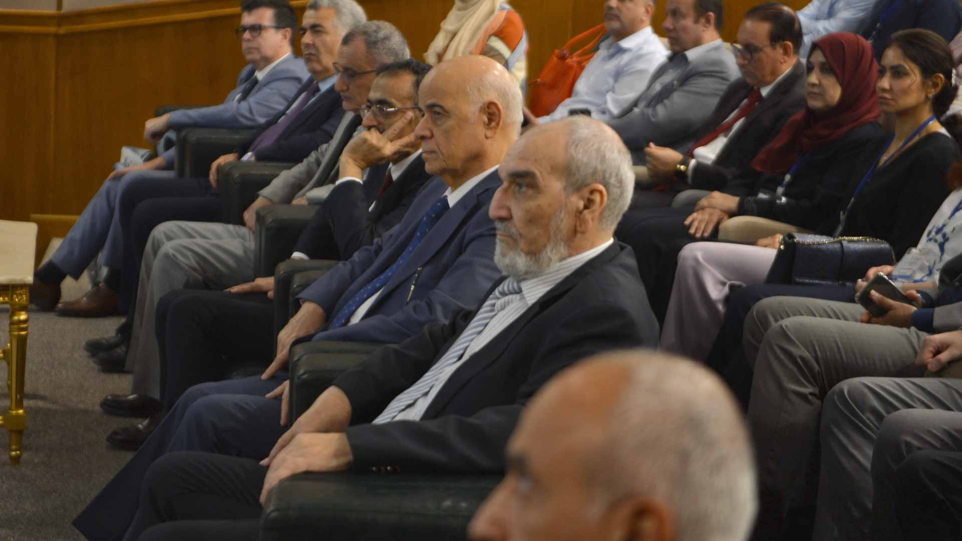 صورة بعنوان: جامعة الشارقة تقدم أحدث النتائج في أنظمة الاستشعار الموزعة الذكية 