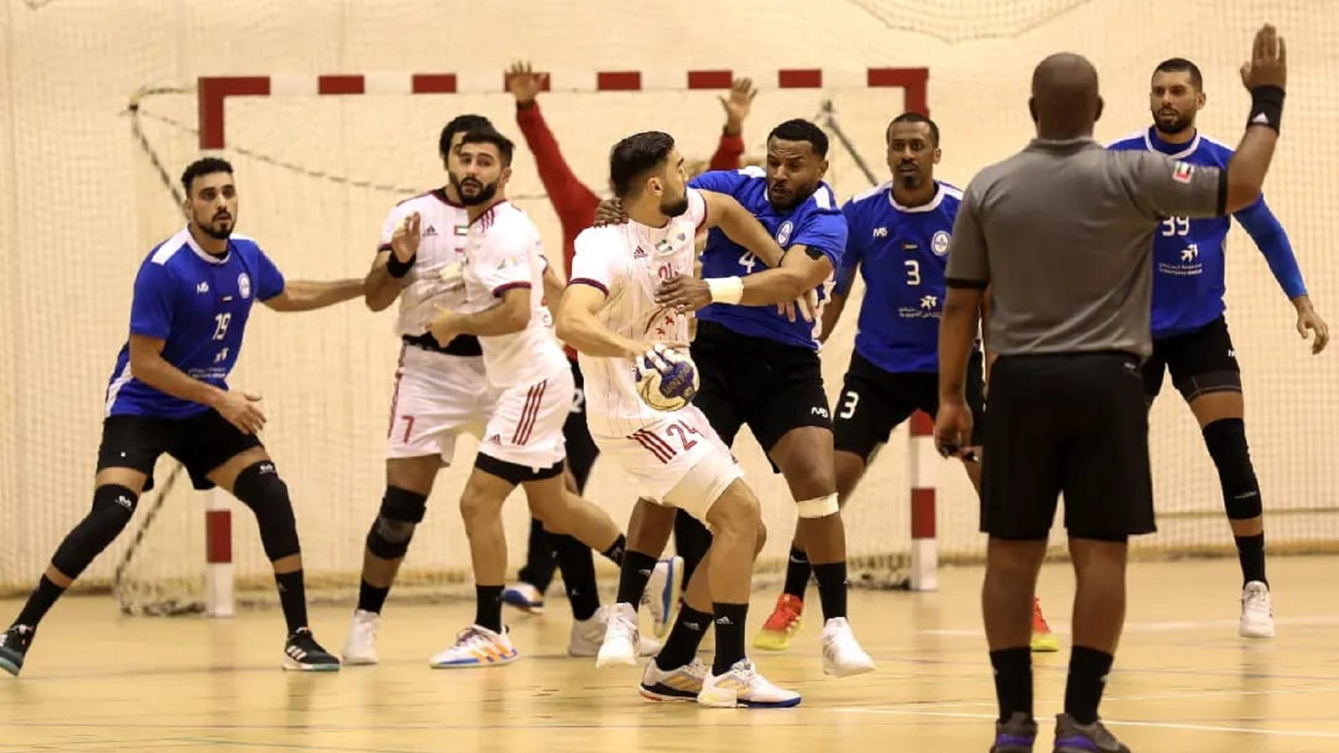 صورة بعنوان: الشارقة يفوز على النصر ويتأهل لنهائي كأس الإمارات لكرة اليد 