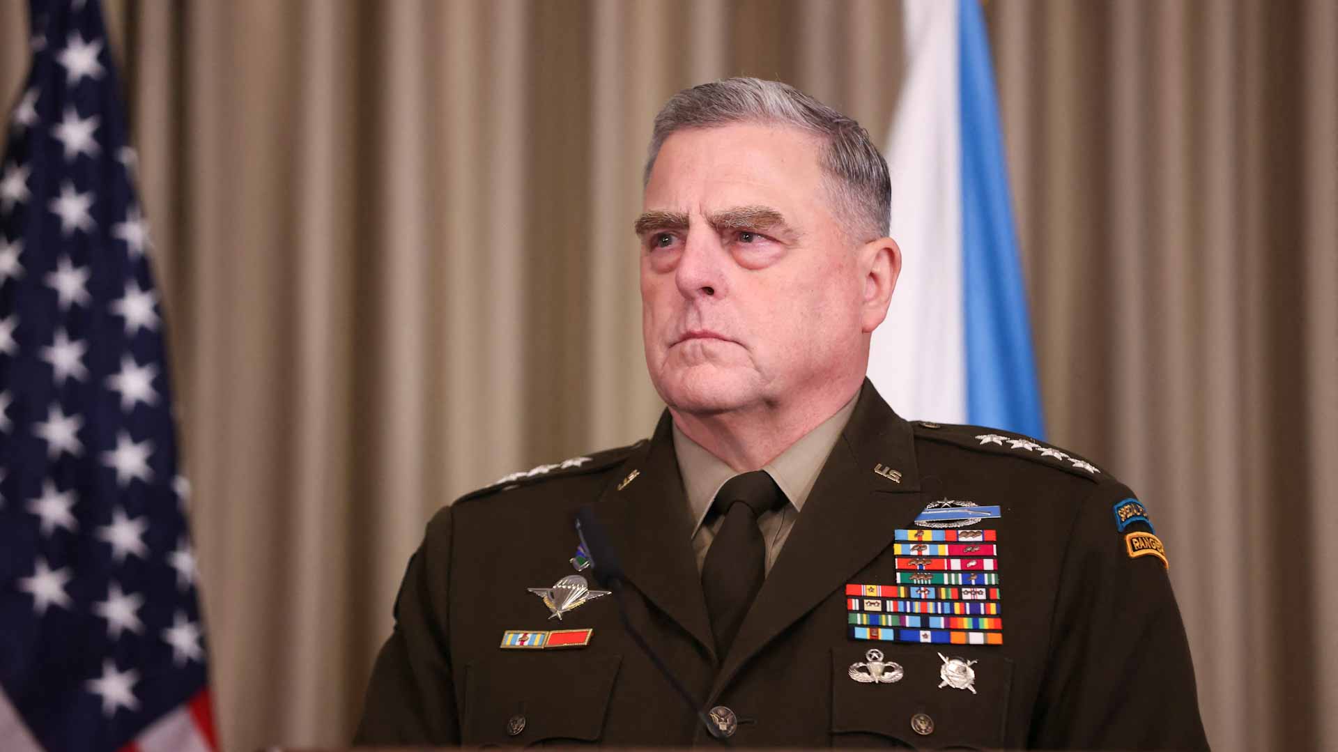 صورة بعنوان: رئيسا أركان روسيا وأميركا يناقشان خطر استخدام "قنبلة قذرة"  