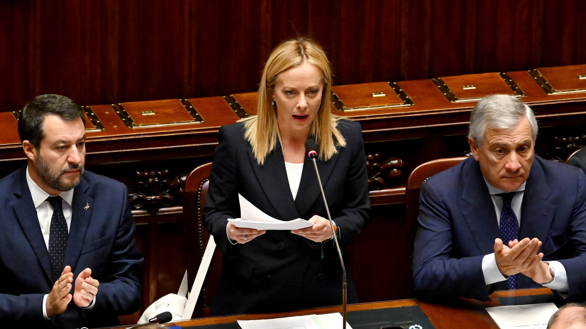 صورة بعنوان: ميلوني تنأى بنفسها عن الفاشية وتؤكد وفاء إيطاليا لأوروبا والغرب 