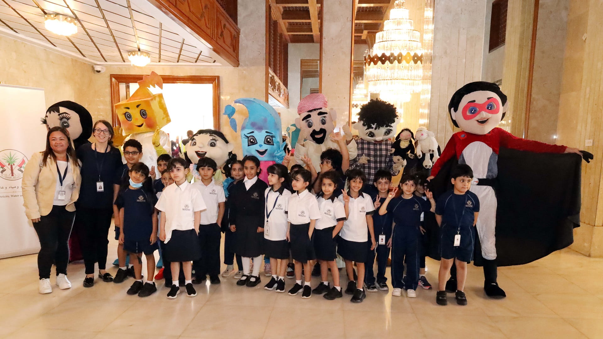 صورة بعنوان: كهرباء الشارقة تعزز توعية طلاب المدارس بأساليب الترشيد والاستدامة 