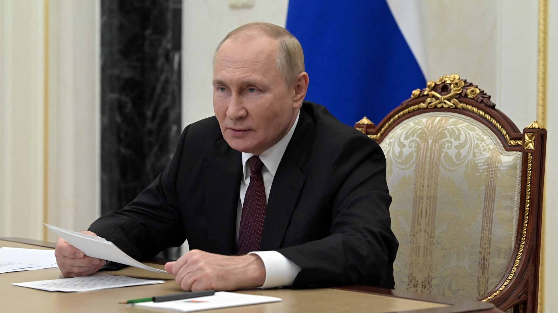 صورة بعنوان: بوتين يشرف على مناورات للقوات النووية الاستراتيجية الروسية 