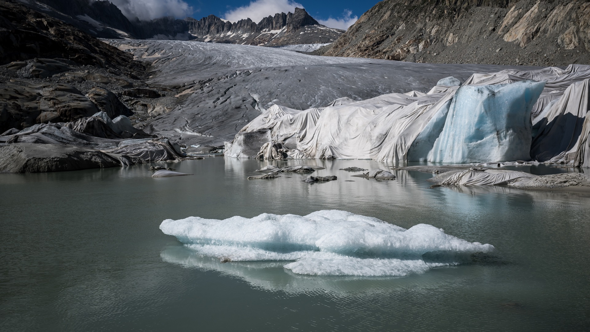 Image for the title: Study: Global warming palpable for 96% of humans 