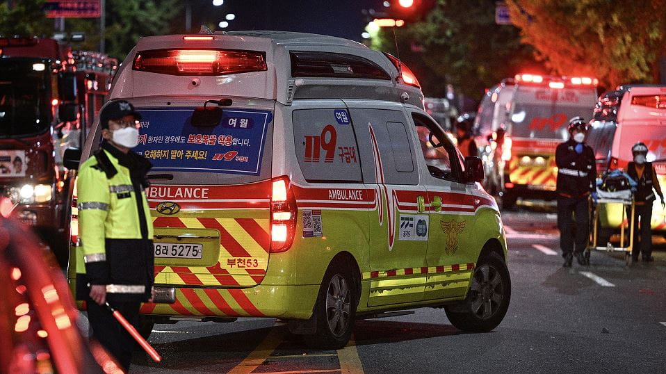 صورة بعنوان: احتفالات الهالوين تسفر عن 120 قتيلاً ومئة مصاب بكوريا الجنوبية 