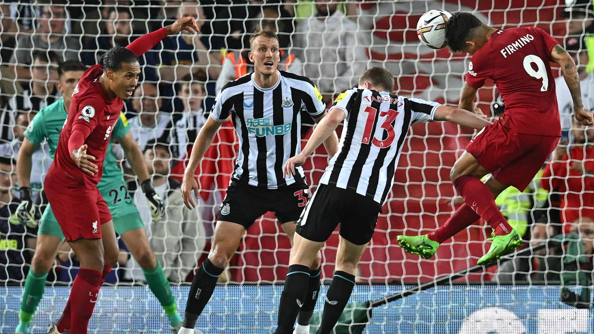 صورة بعنوان: ليفربول ينجو من التعثر أمام نيوكاسل بالدوري الإنجليزي الممتاز  