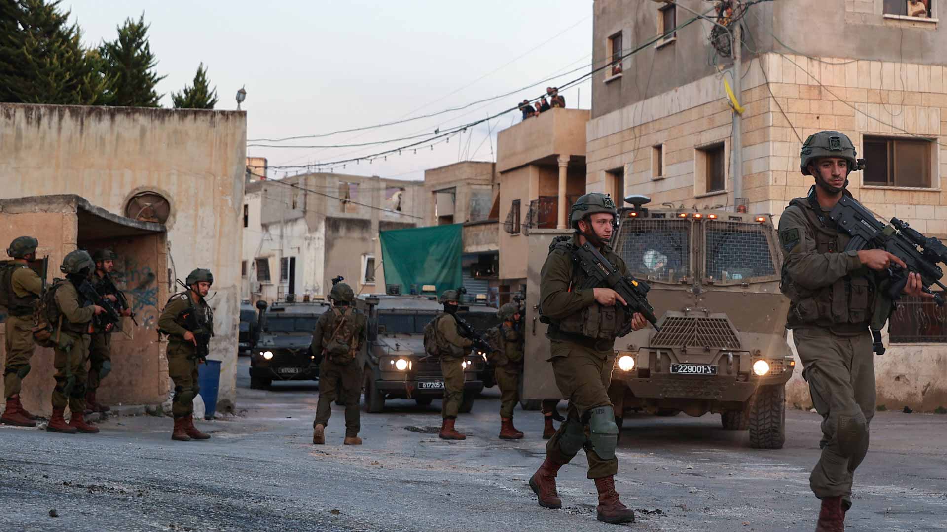صورة بعنوان: مقتل فلسطيني برصاص الجيش الإسرائيلي في شمال الضفة الغربية 
