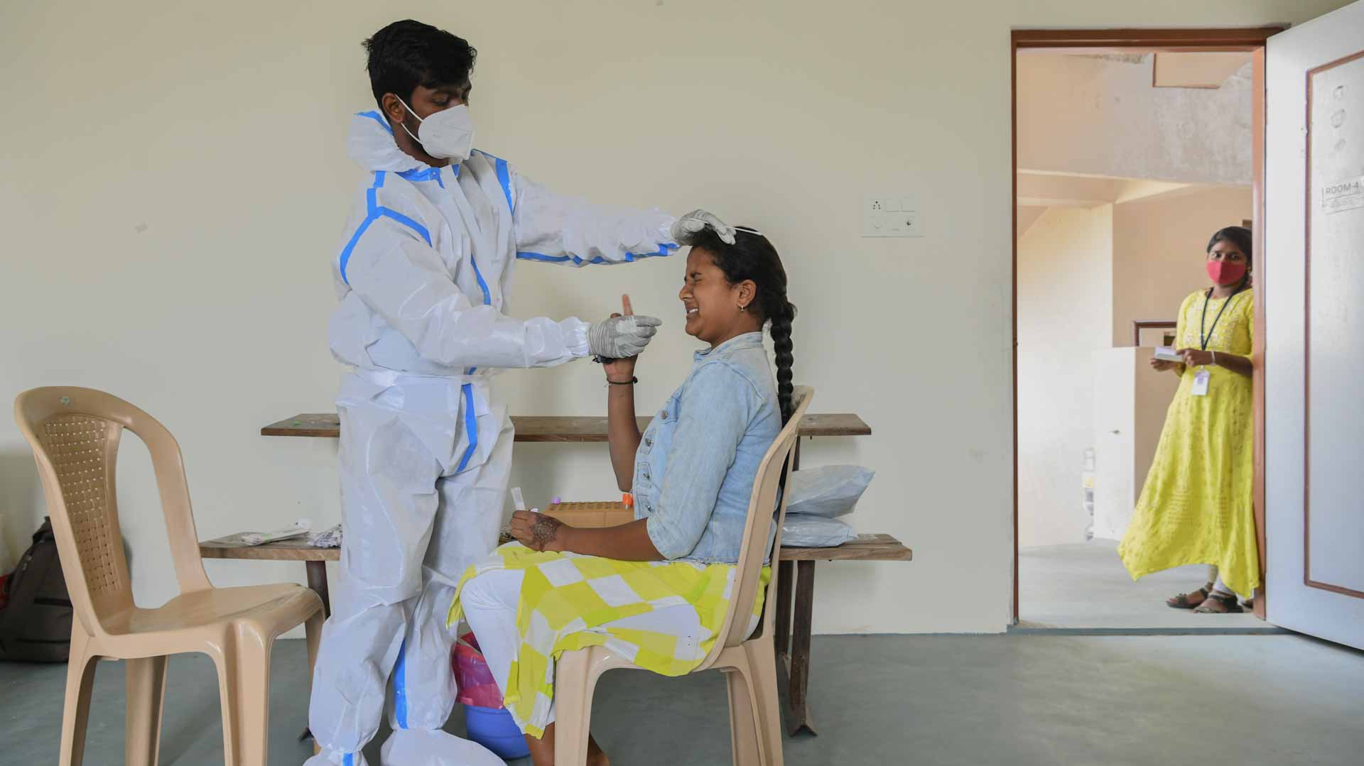 Image for the title: India approves its first nasal vaccine for Covid-19 