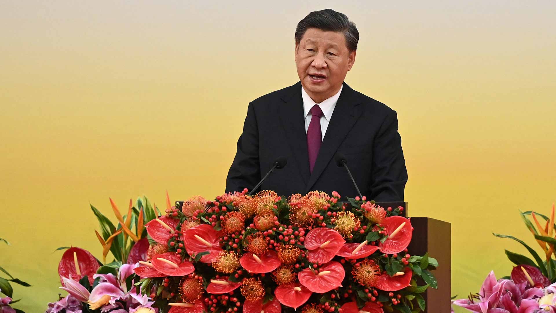 صورة بعنوان: الرئيس الصيني يقدم تعازيه في وفاة الملكة إليزابيث 