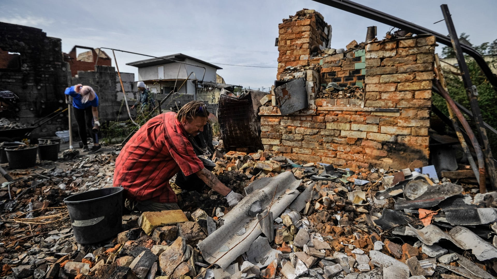 صورة بعنوان: أوكرانيا تعلن استعادة مدينة استراتيجية و3 آلاف كم مربع من روسيا 