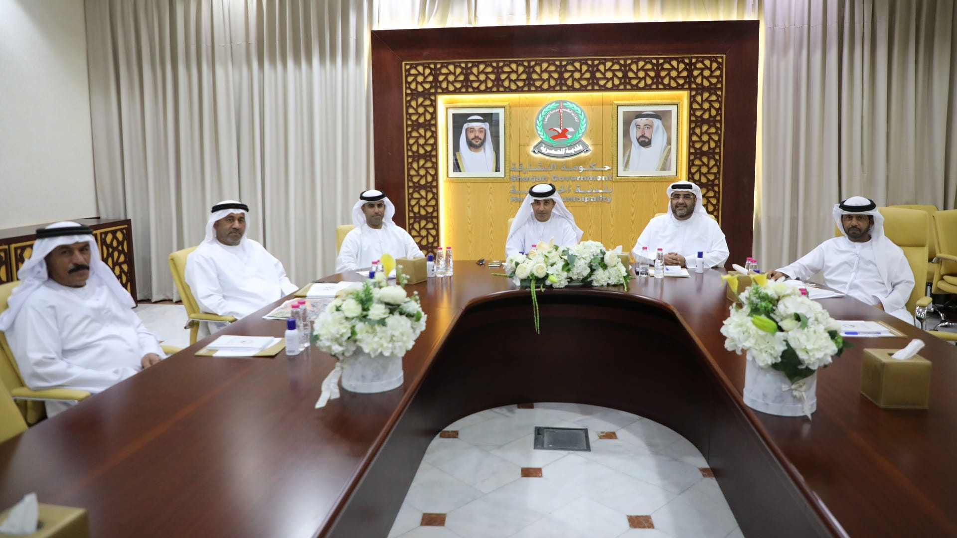 صورة بعنوان: مجلس بلدي الحمرية يبحث تعزيز مختلف أوجه الخدمات المقدمة للأهالي 