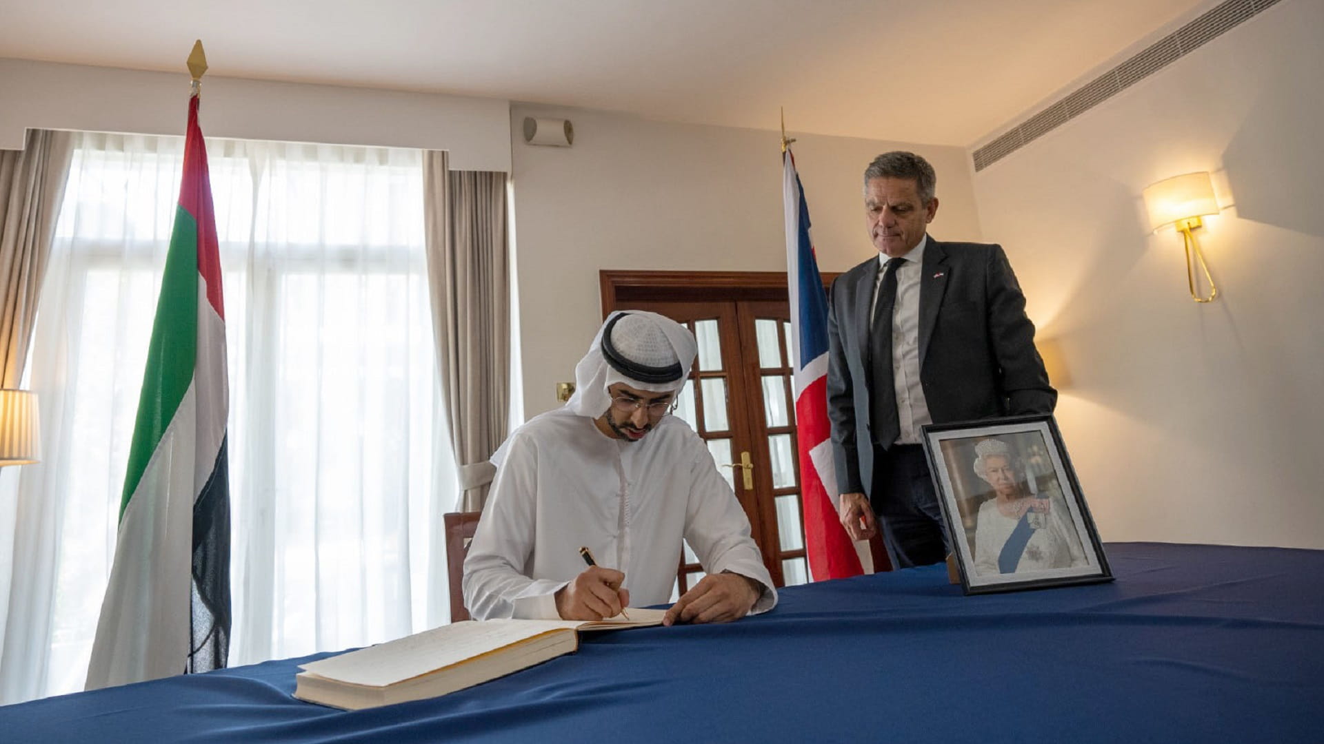 صورة بعنوان: عمر العلماء يعزي بوفاة الملكة إليزابيث الثانية 