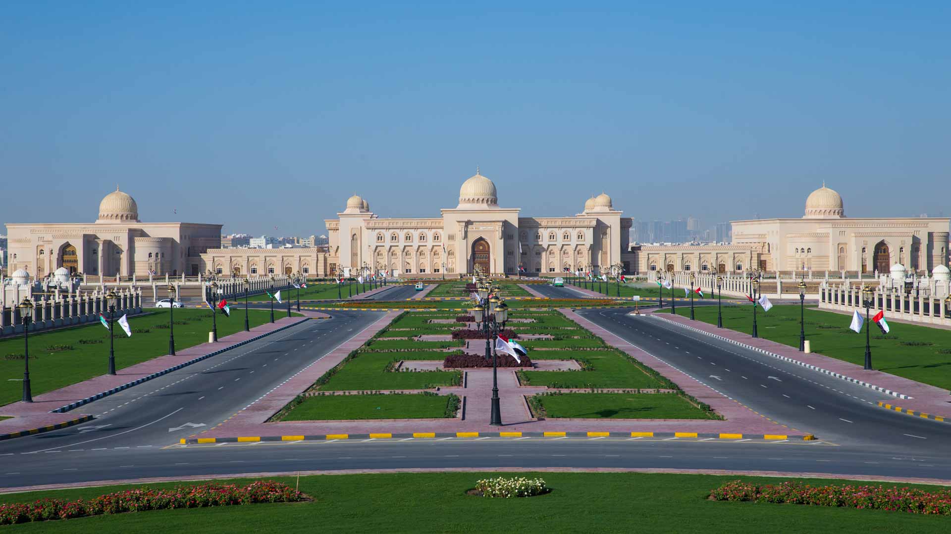 صورة بعنوان: الجامعة القاسمية تنظم الملتقى القرآني الدولي الأول 22 سبتمبر 