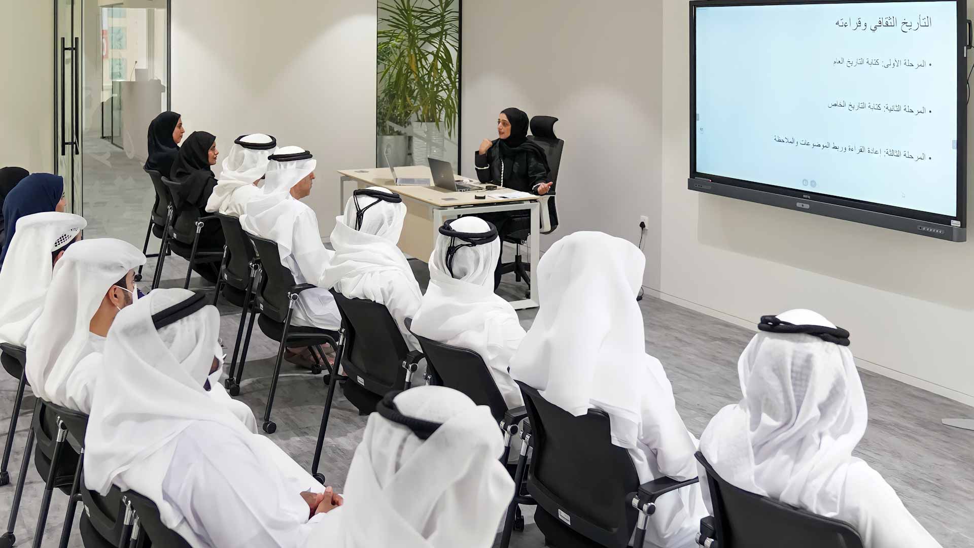 صورة بعنوان: "الشارقة للوثائق" تستعرض ملامح الإمارة الثقافية عبر المراسلات 