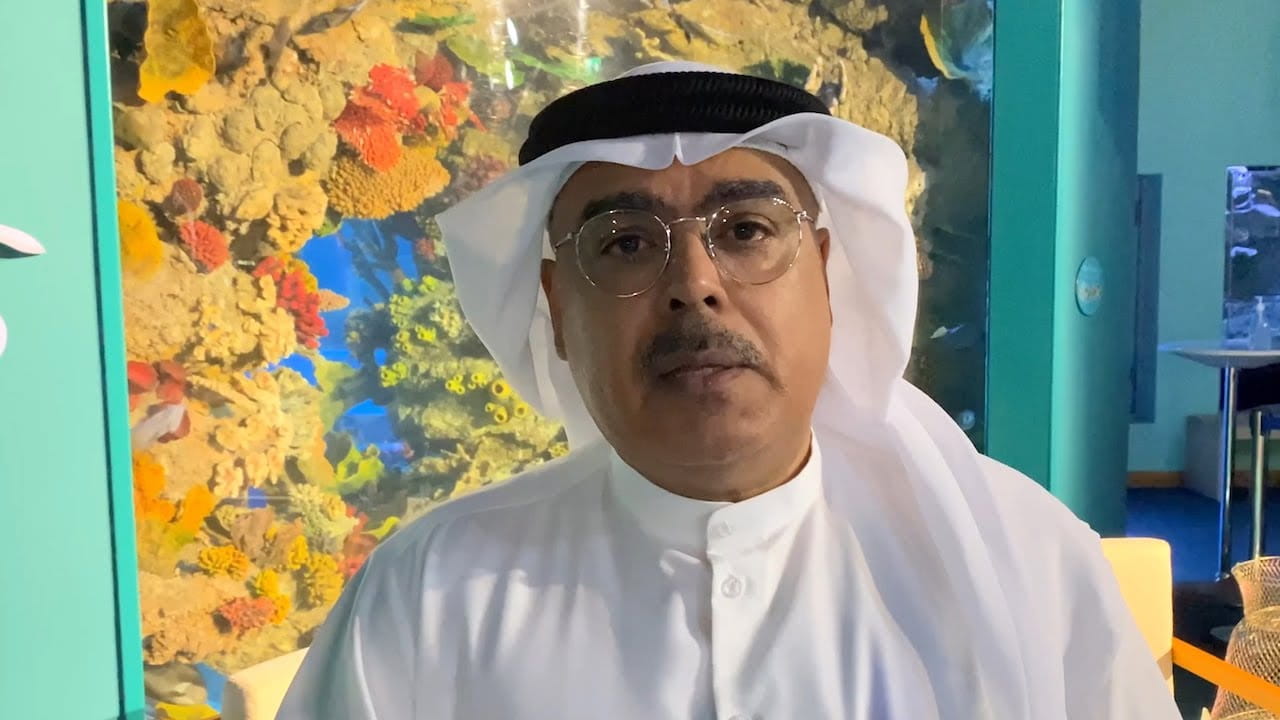 Image for the title: SINF hosts "Resin Art and Sea Tales" workshop 