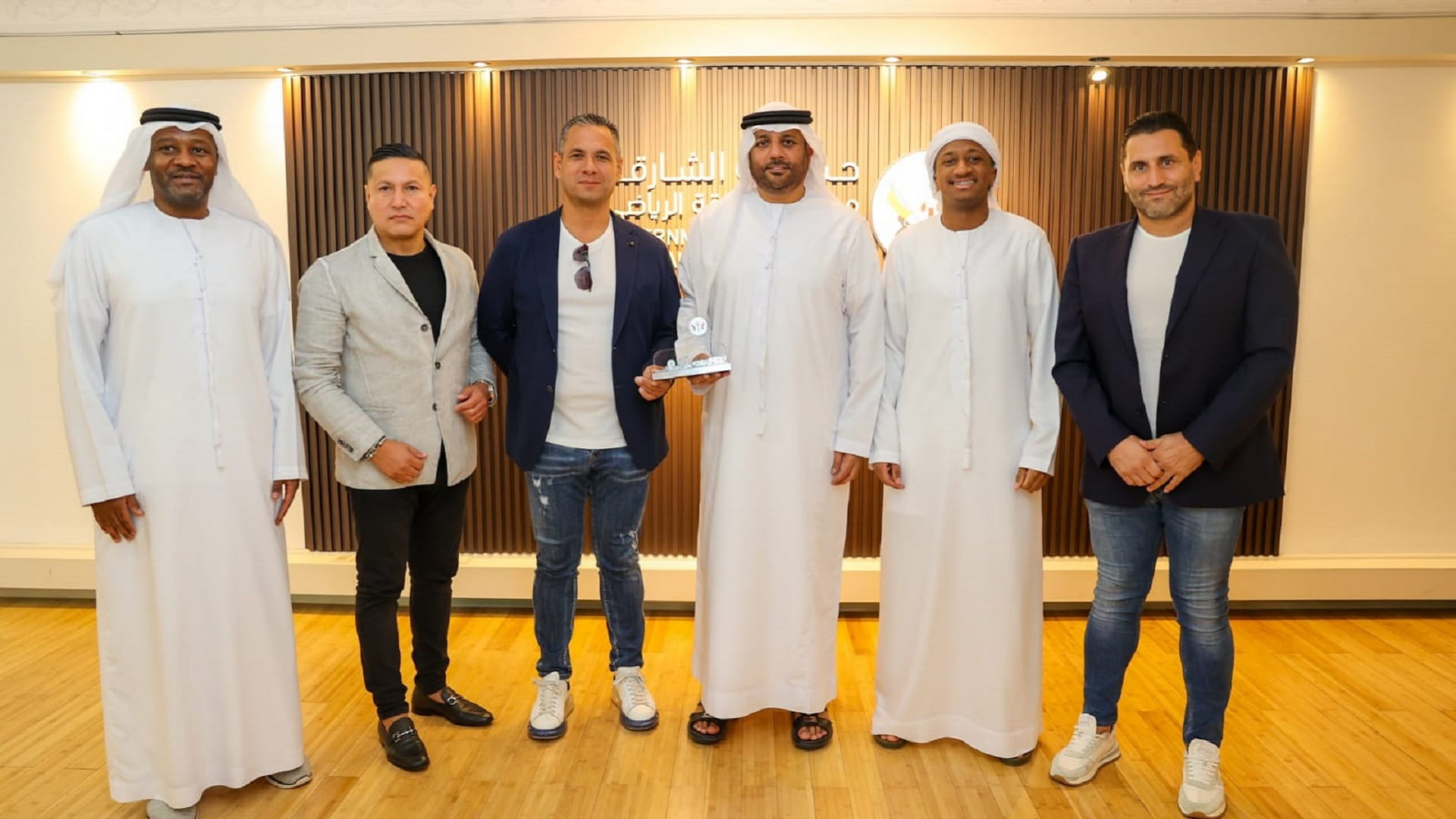 صورة بعنوان: "الشارقة الرياضي" يعلن إحتراف أحمد سرور في إسبانيا  