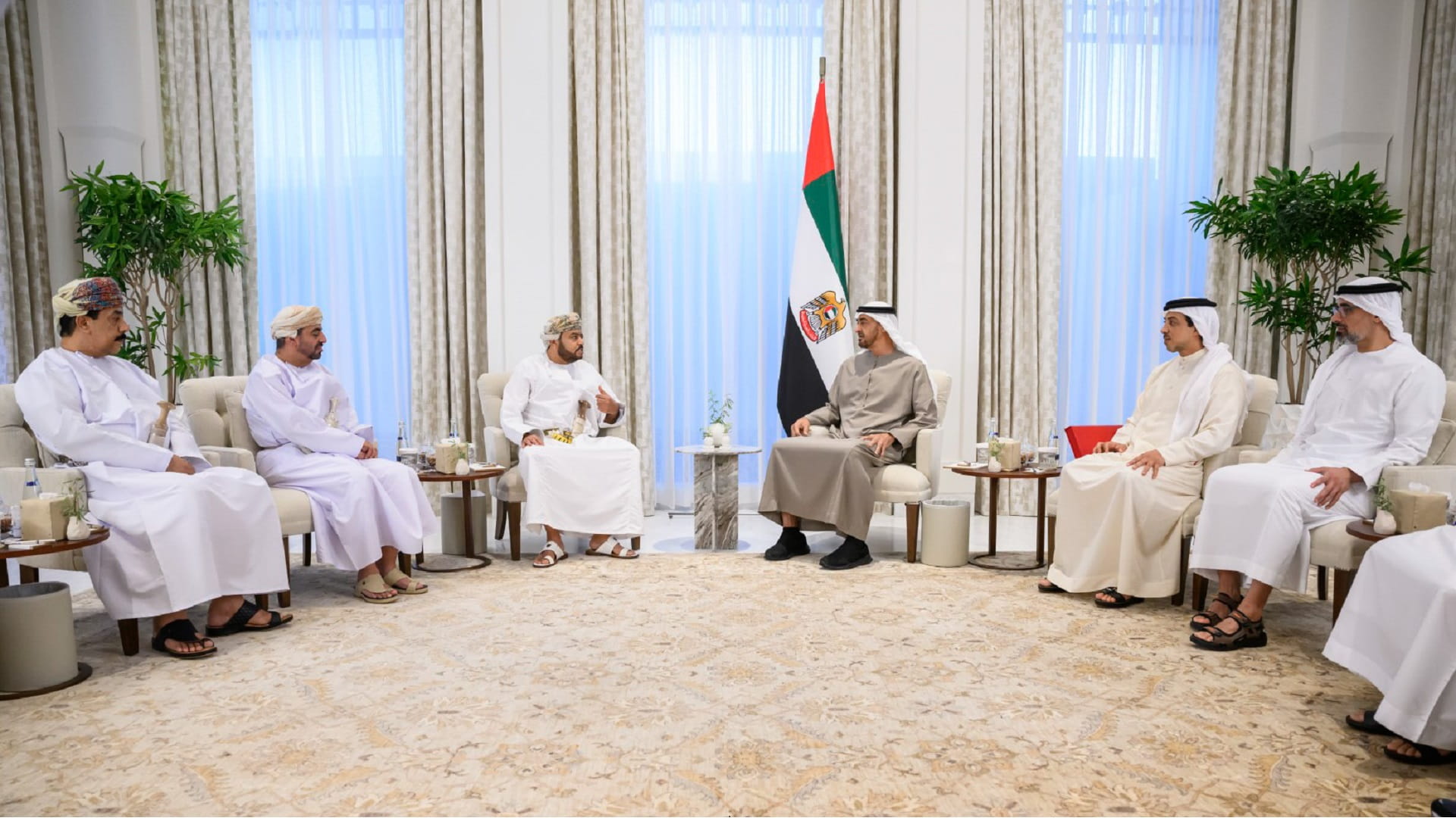 Image for the title: UAE President receives written message from Sultan of Oman 