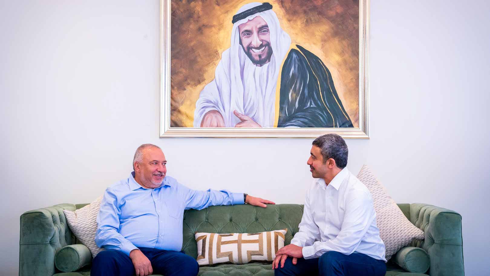 Image for the title: Abdullah bin Zayed meets with Israeli Finance Minister 