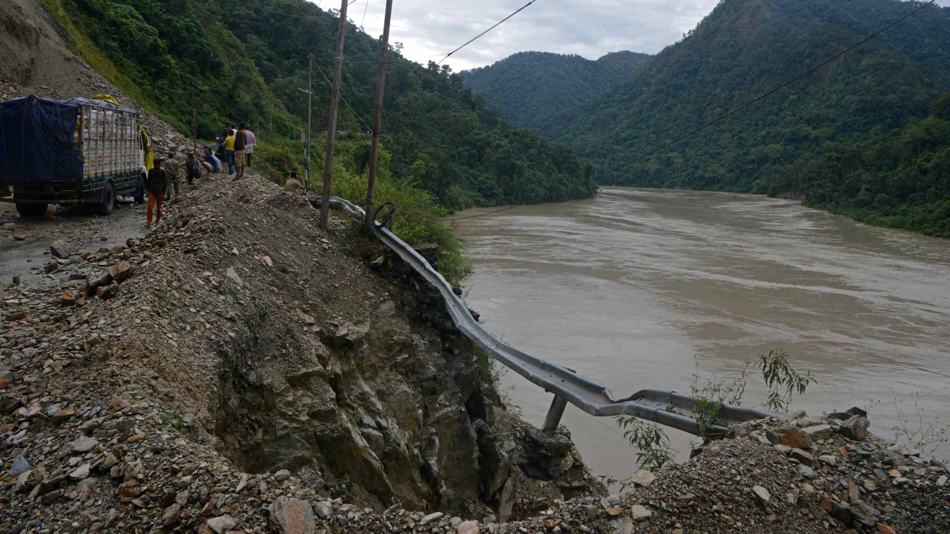 Image for the title: Rain and landslides kill 48 in Nepal and India 