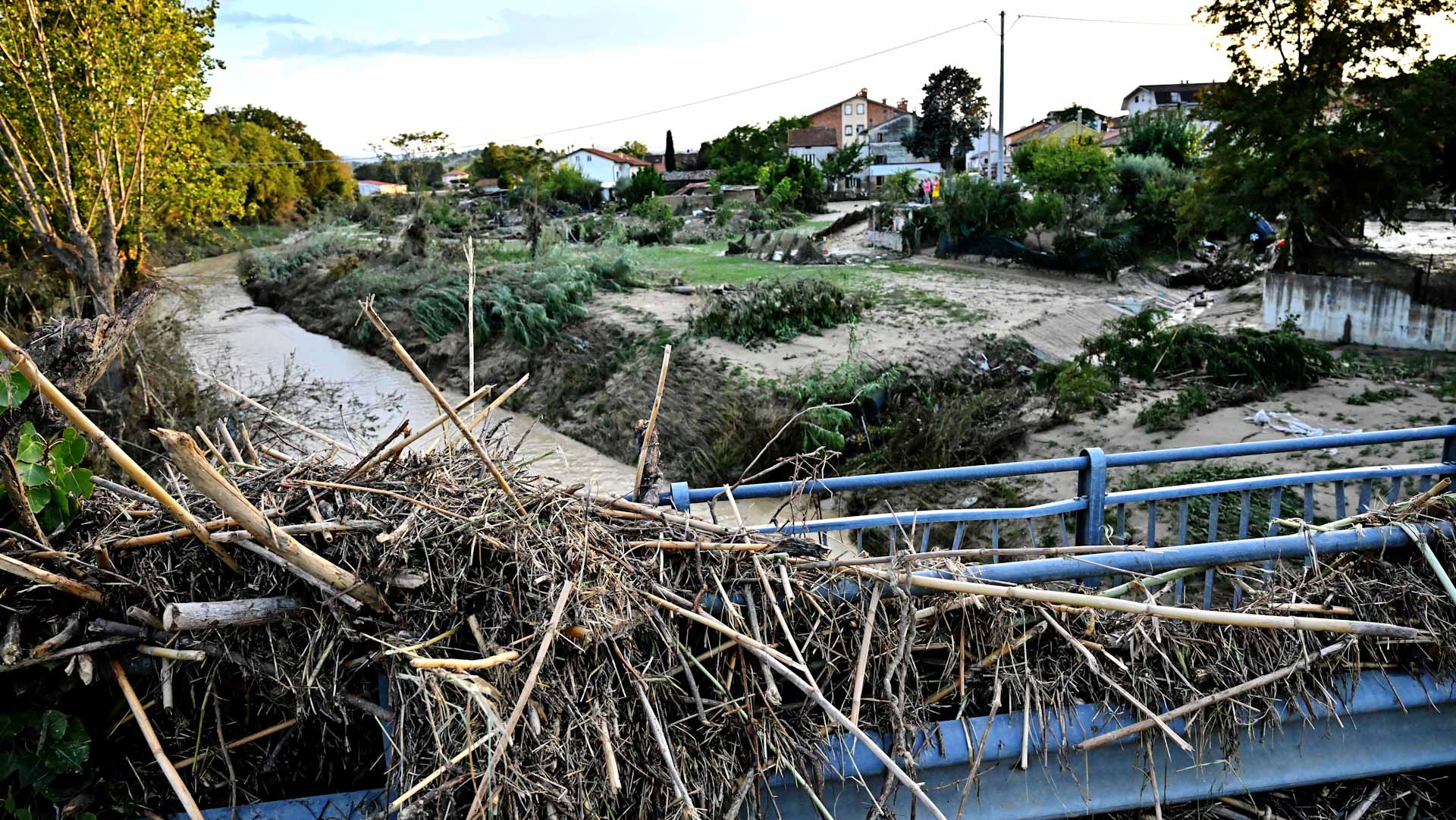 Image for the title: Toll from Italy storms rises to 11 