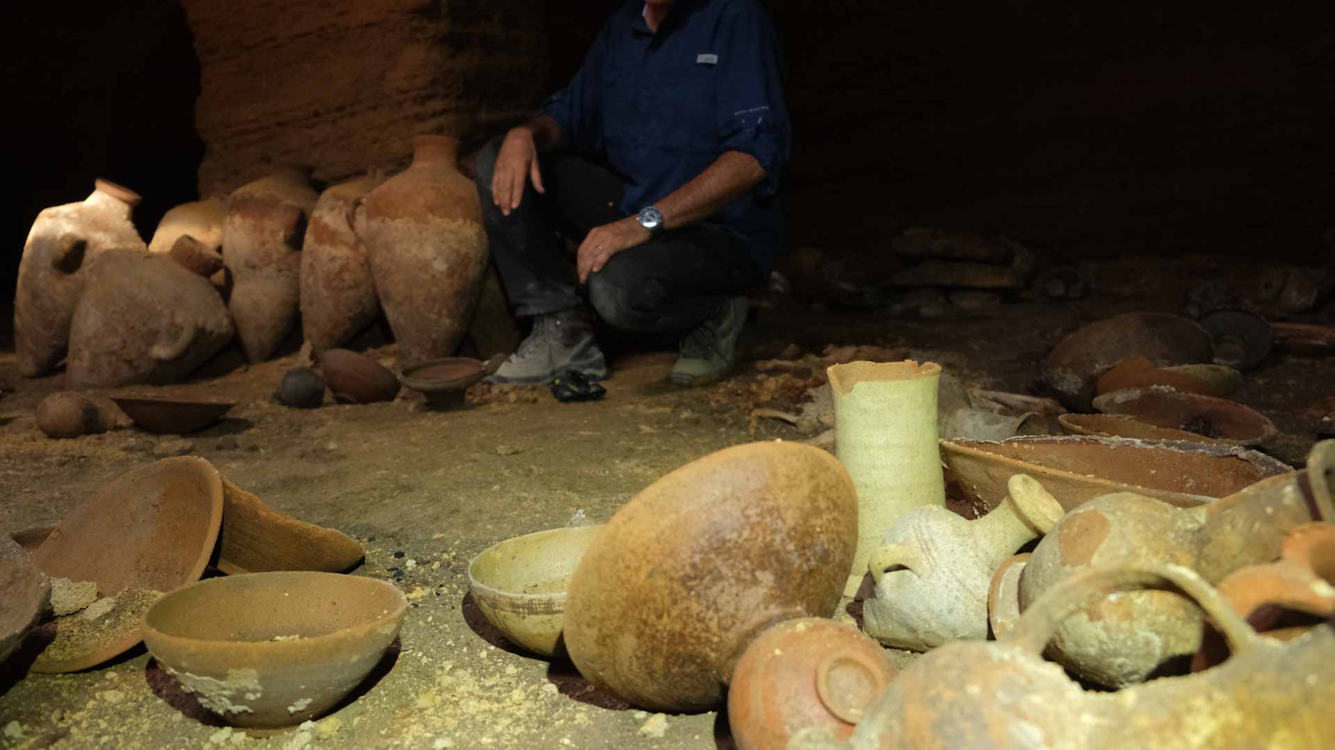 Image for the title: 'Extremely rare' Rameses II-era burial cave found in Israel 