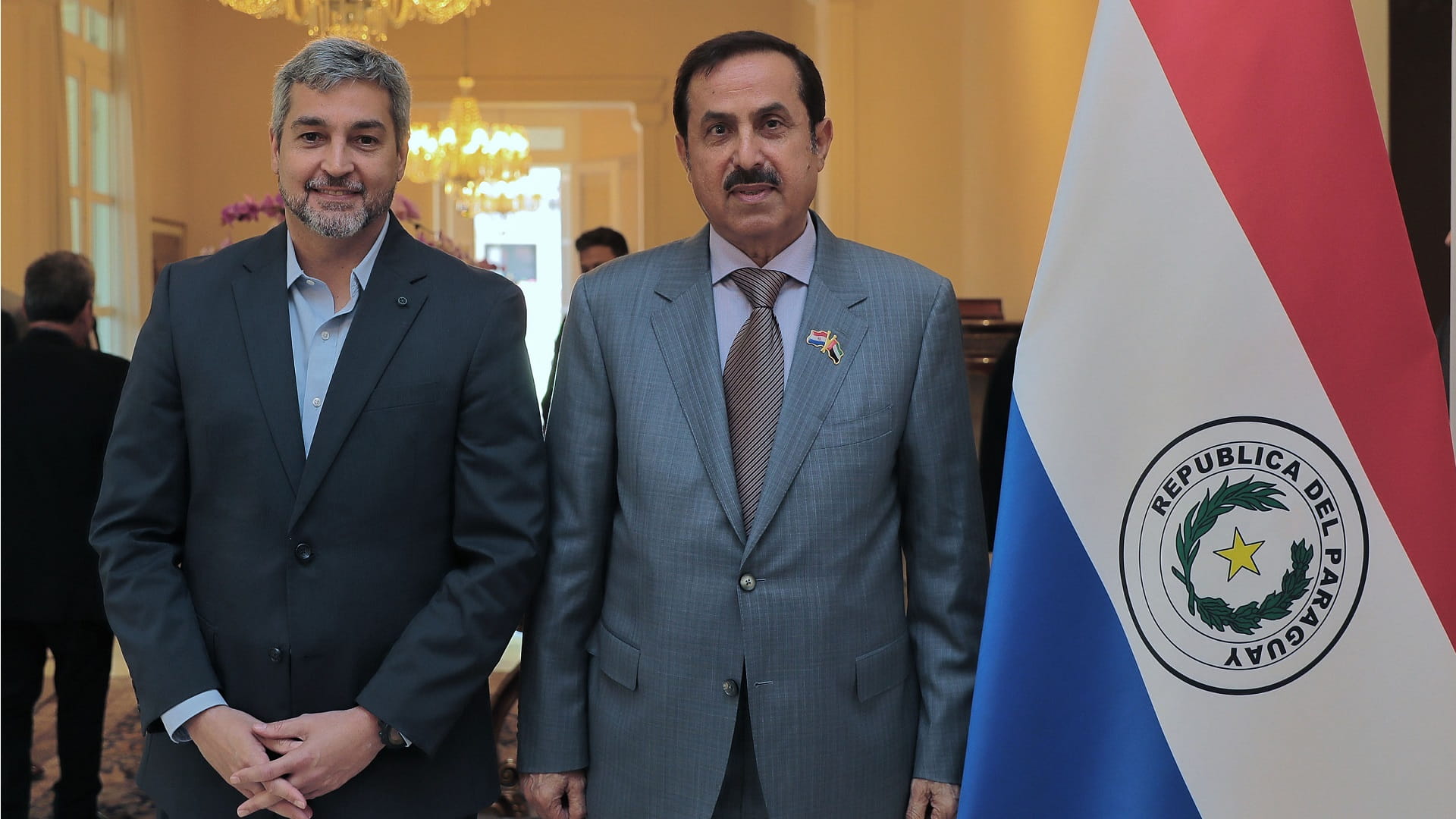 صورة بعنوان: غباش ورئيس الباراغواي يؤكدان الحرص على تطوير العلاقات الثنائية 