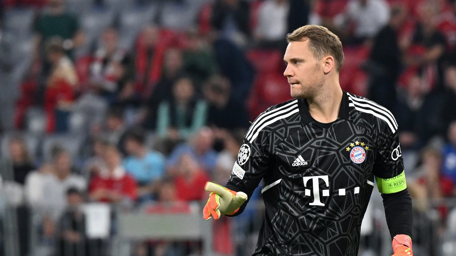 صورة بعنوان: نوير يغيب عن أول تدريب للمنتخب الألماني قبل دوري أمم أوروبا 