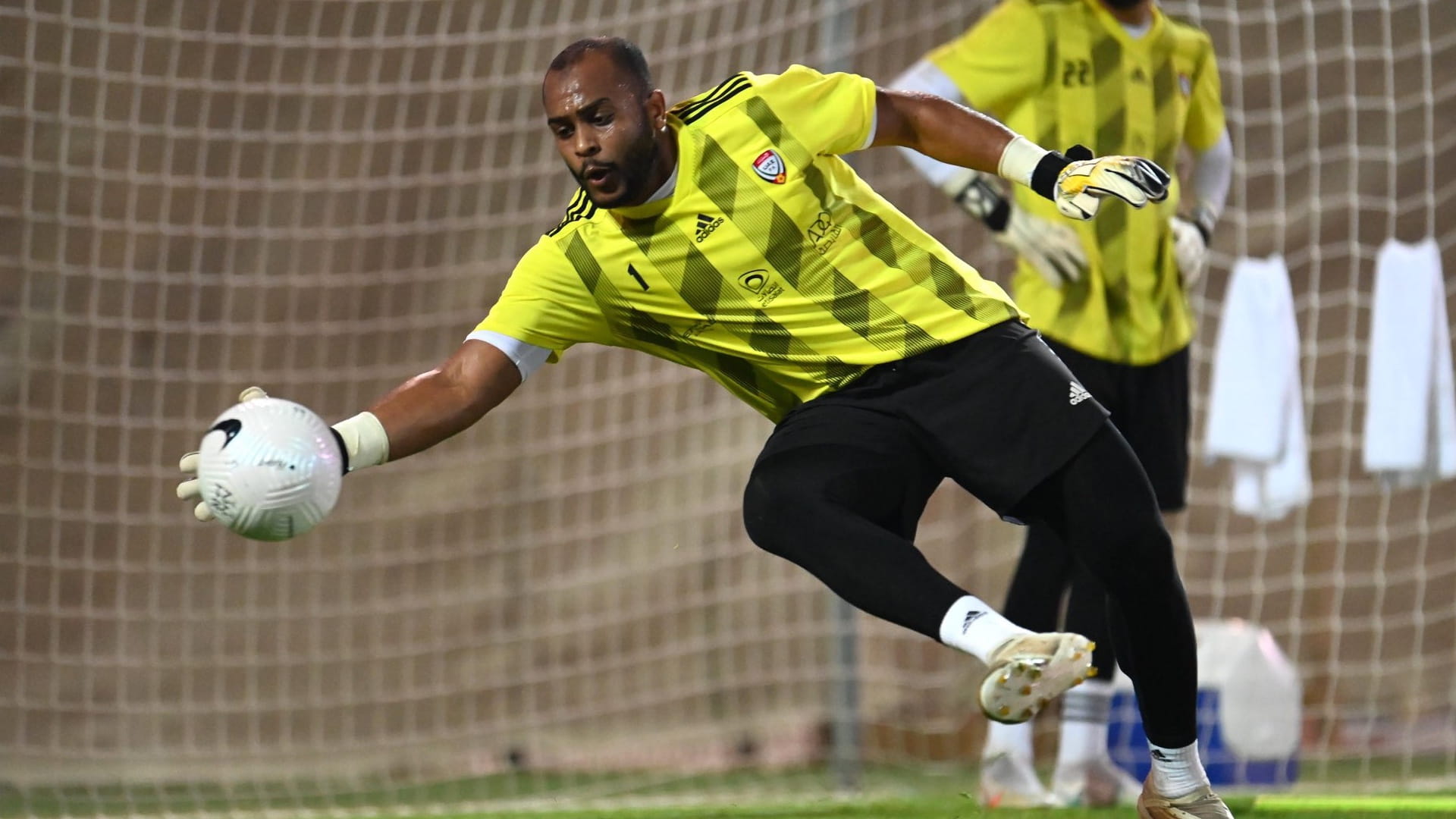 صورة بعنوان: علي خصيف: طريق المنتخب الوطني واضح 