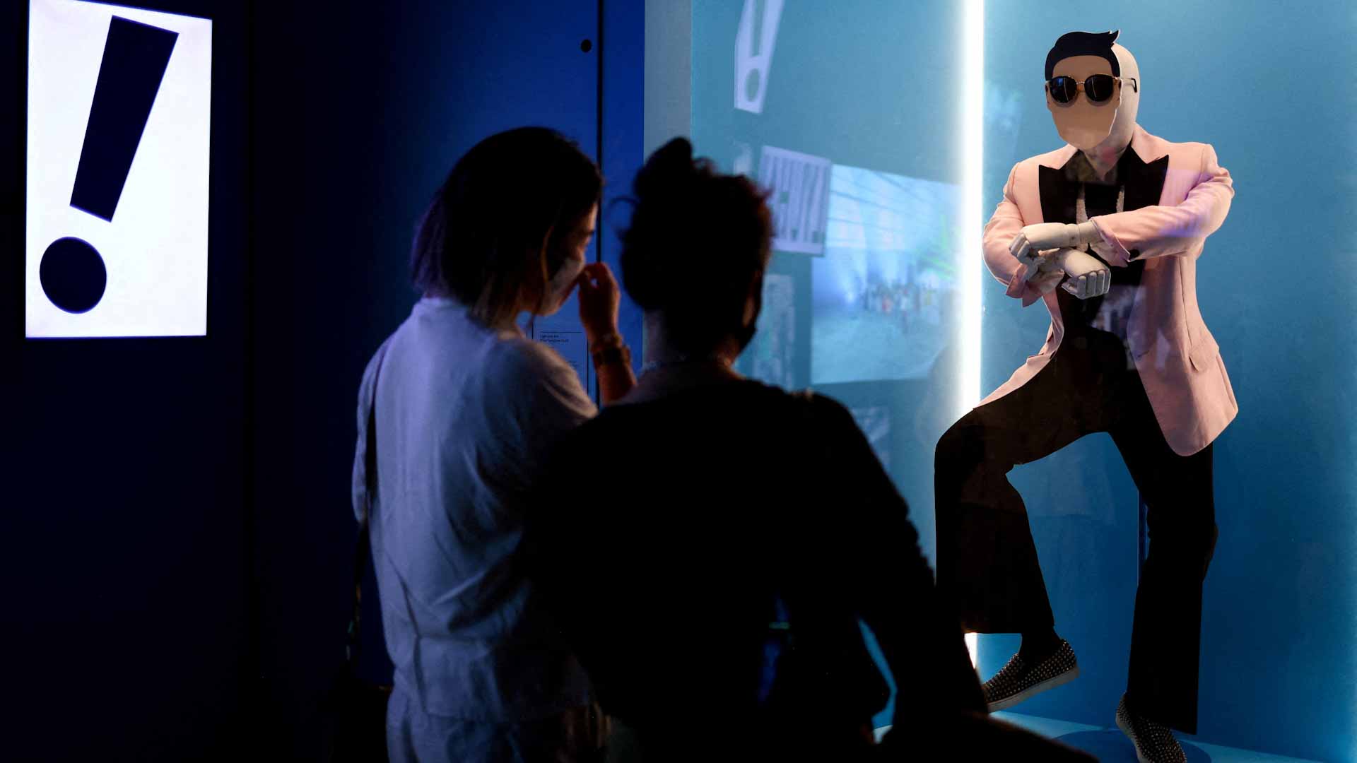 Image for the title: London's V&A museum opens 'Korean Wave' exhibition 