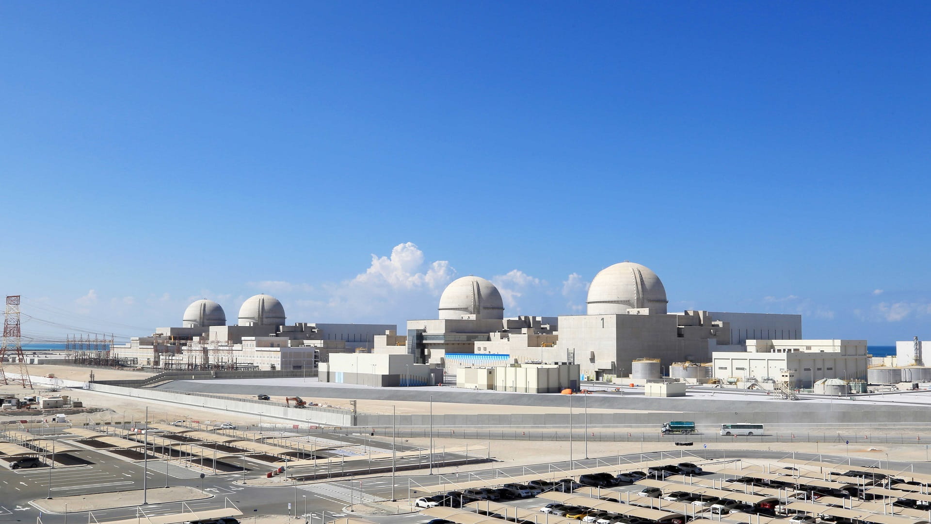 صورة بعنوان: "الرقابة النووية": التزام "نواة" بمتطلبات تشغيل ثالث محطات براكة 