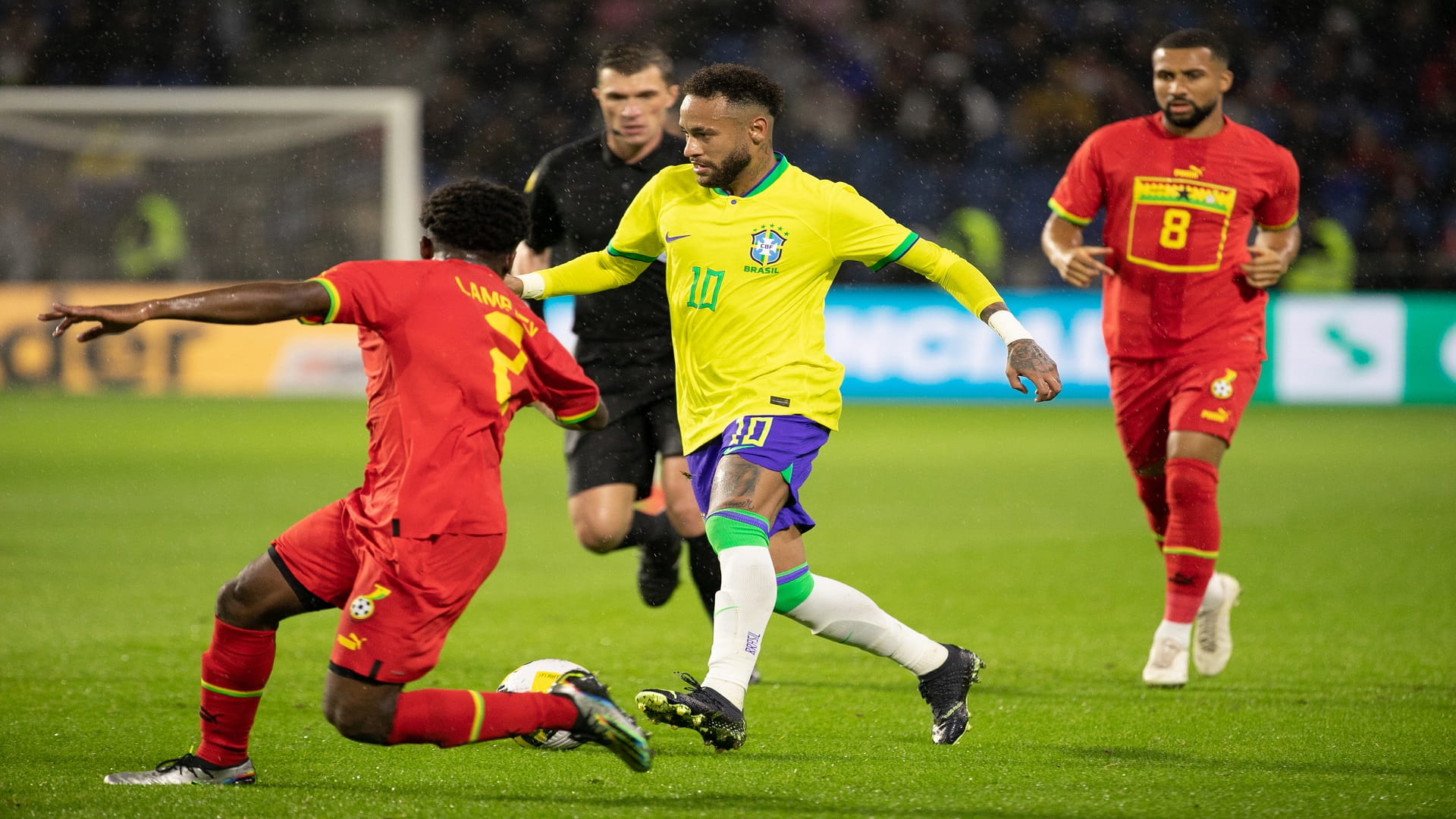 صورة بعنوان: منتخب البرازيل يفوز على غانا بثلاثية ودياً   