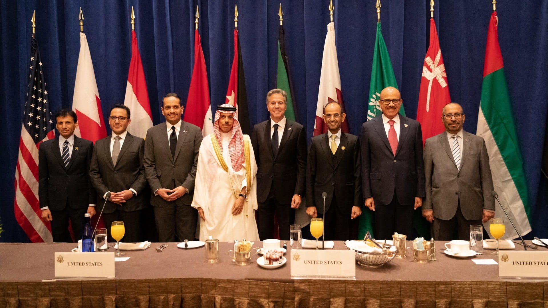 Image for the title: UAE deleg attends meetings on sidelines of UNGA’s 77th Session 