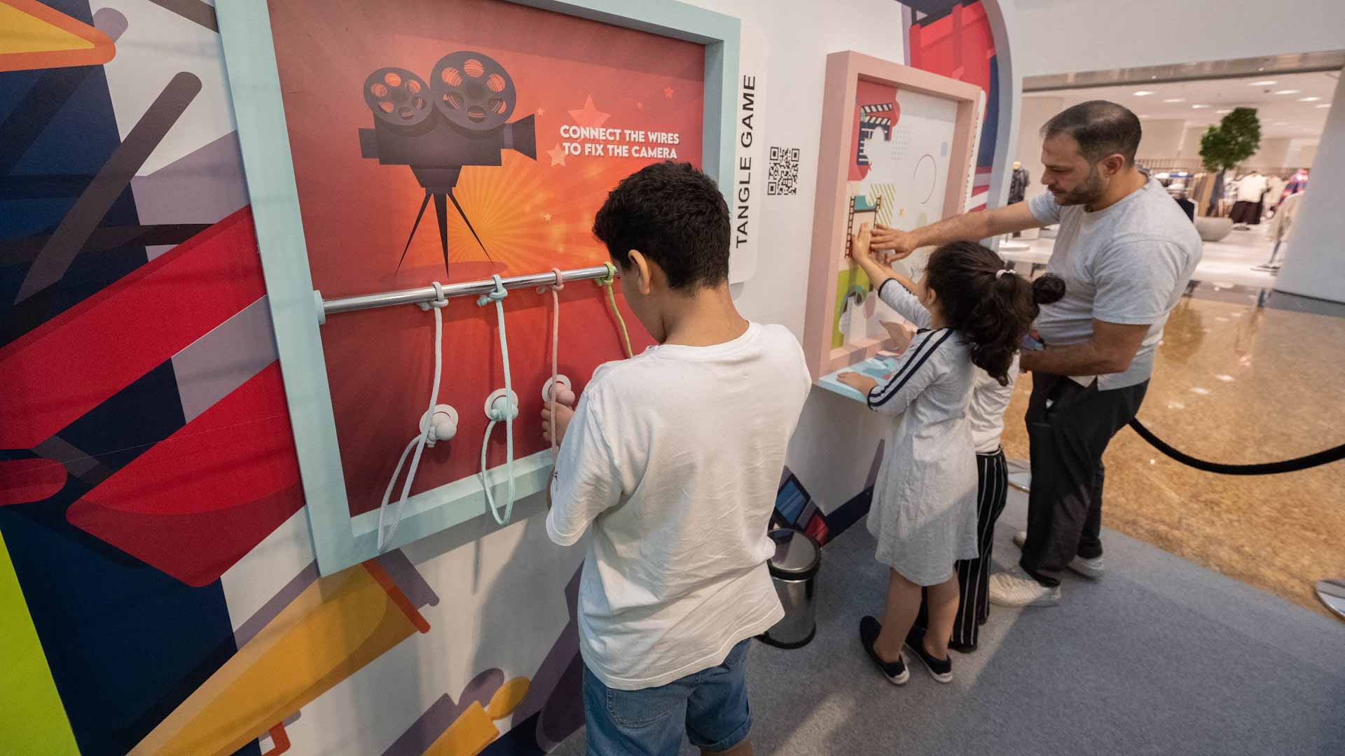 صورة بعنوان: منصة "الشارقة السينمائي للأطفال والشباب" تواصل تنمية المهارات  