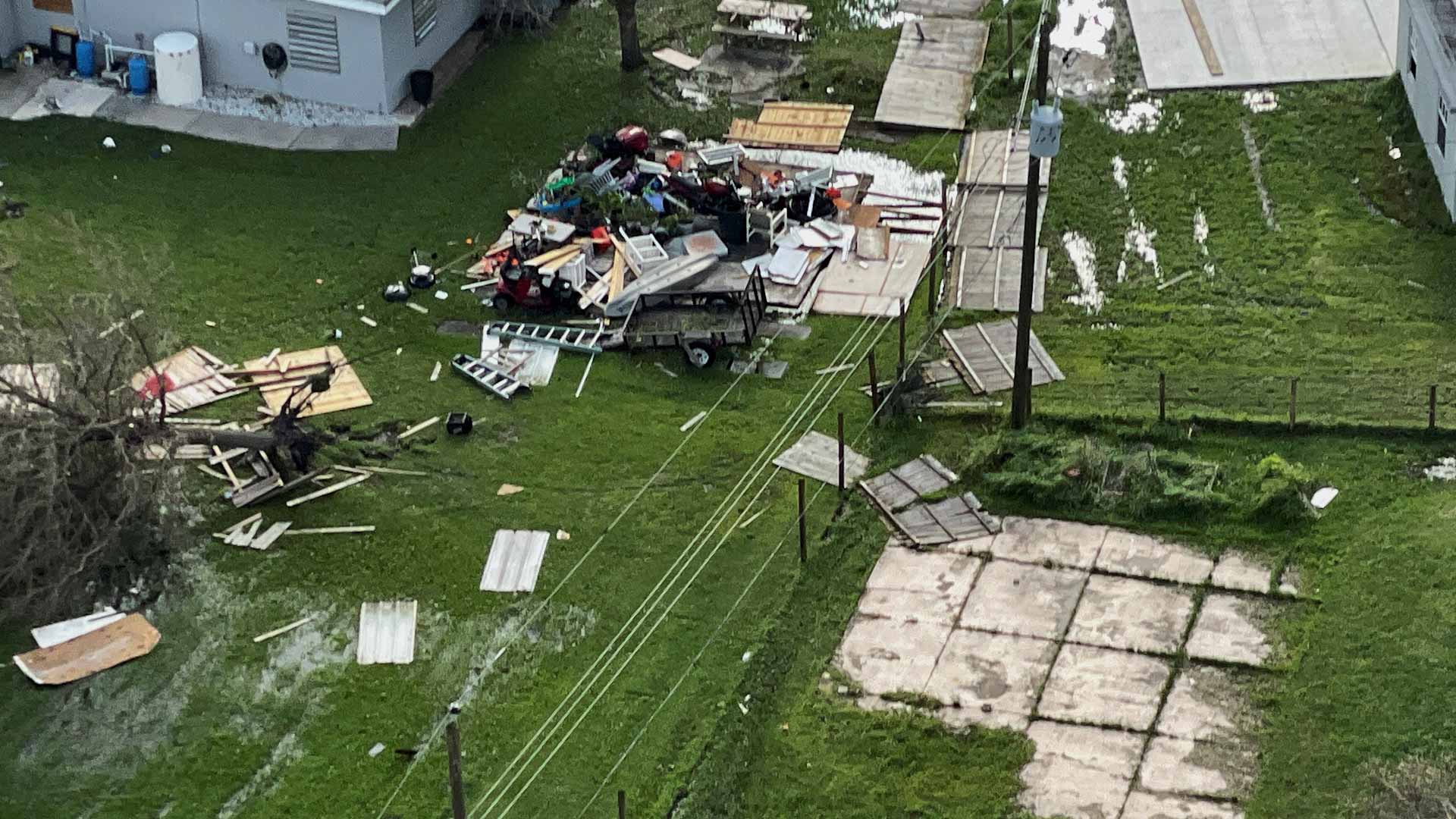 صورة بعنوان: "إيان" يتحول إلى إعصار ويقترب من ولايتي نورث وساوث كارولاينا 