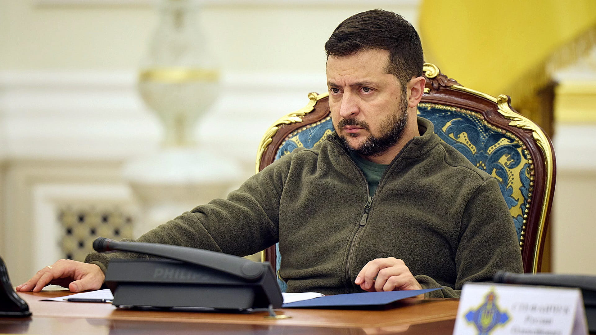 صورة بعنوان: أوكرانيا تتقدم بطلب للانضمام لـ"الناتو" وتستبعد المحادثات مع بوتين 