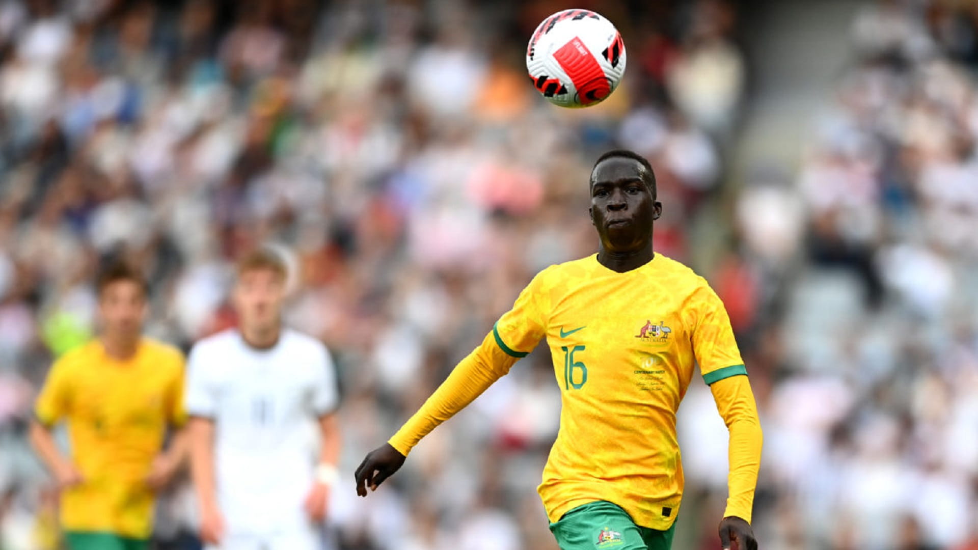 صورة بعنوان: نيوكاسل الإنجليزي يتوصل لاتفاق للتعاقد مع الأسترالي الشاب كوال 