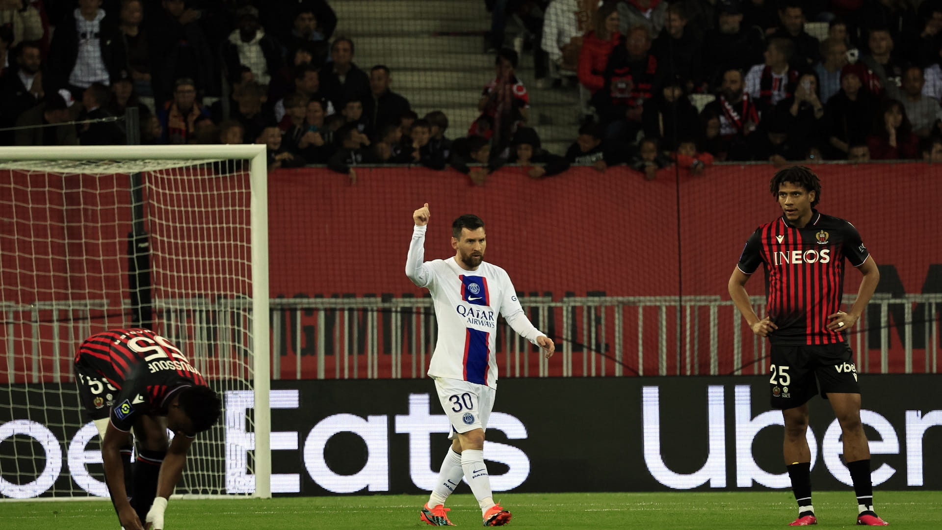 صورة بعنوان: باريس سان جيرمان يغرد وحيداً في صدارة الدوري الفرنسي 