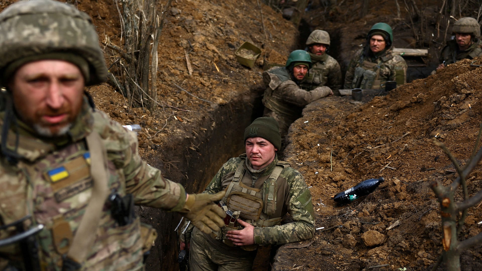 صورة بعنوان: قوات أوكرانيا تتشبث بباخموت وضغوط على الصين لـ "إنهاء الحرب" 
