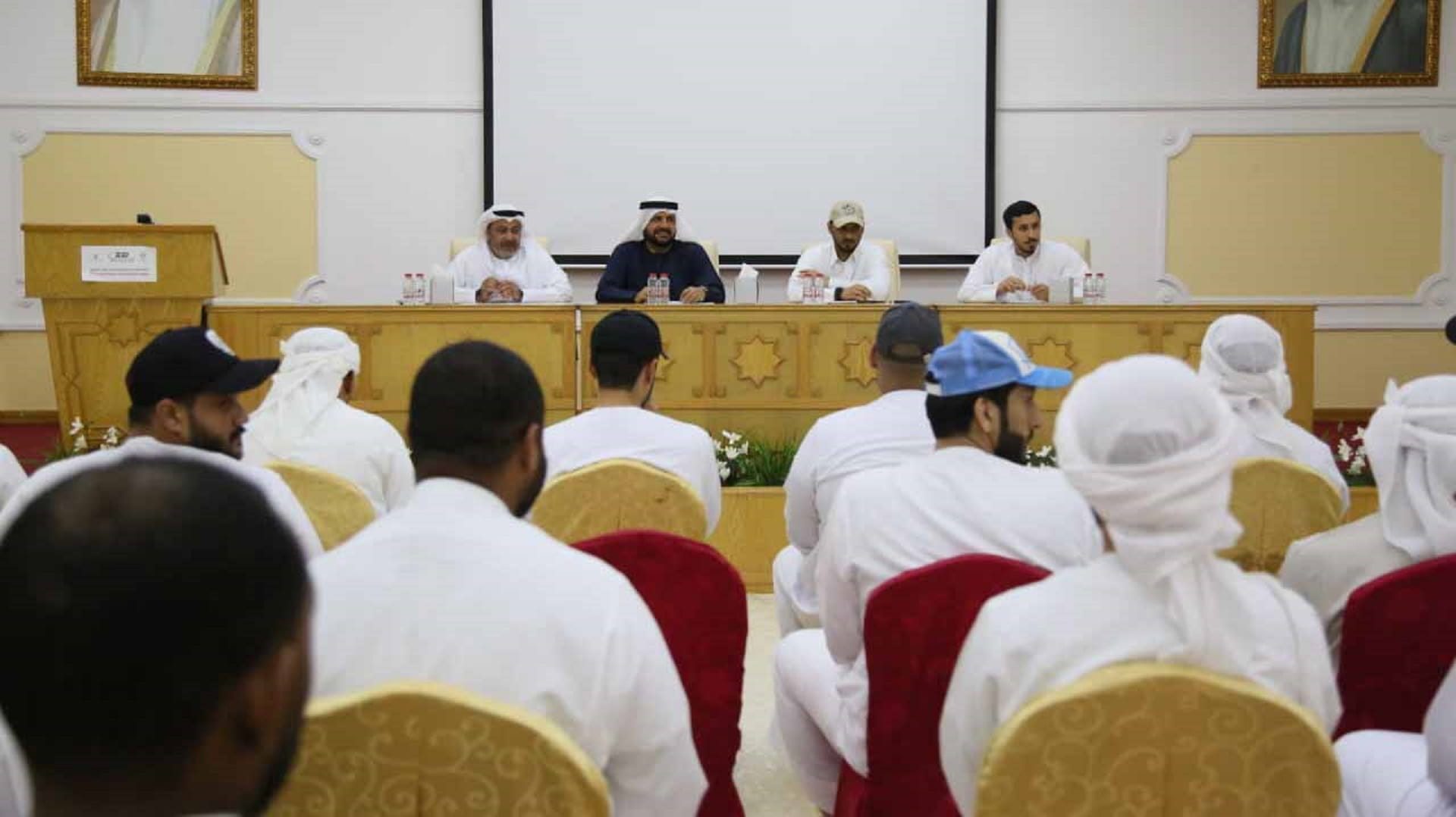 صورة بعنوان: انطلاق النسخة الأولي لبطولة المؤسسات الحكومية لبادل التنس بالشارقة 