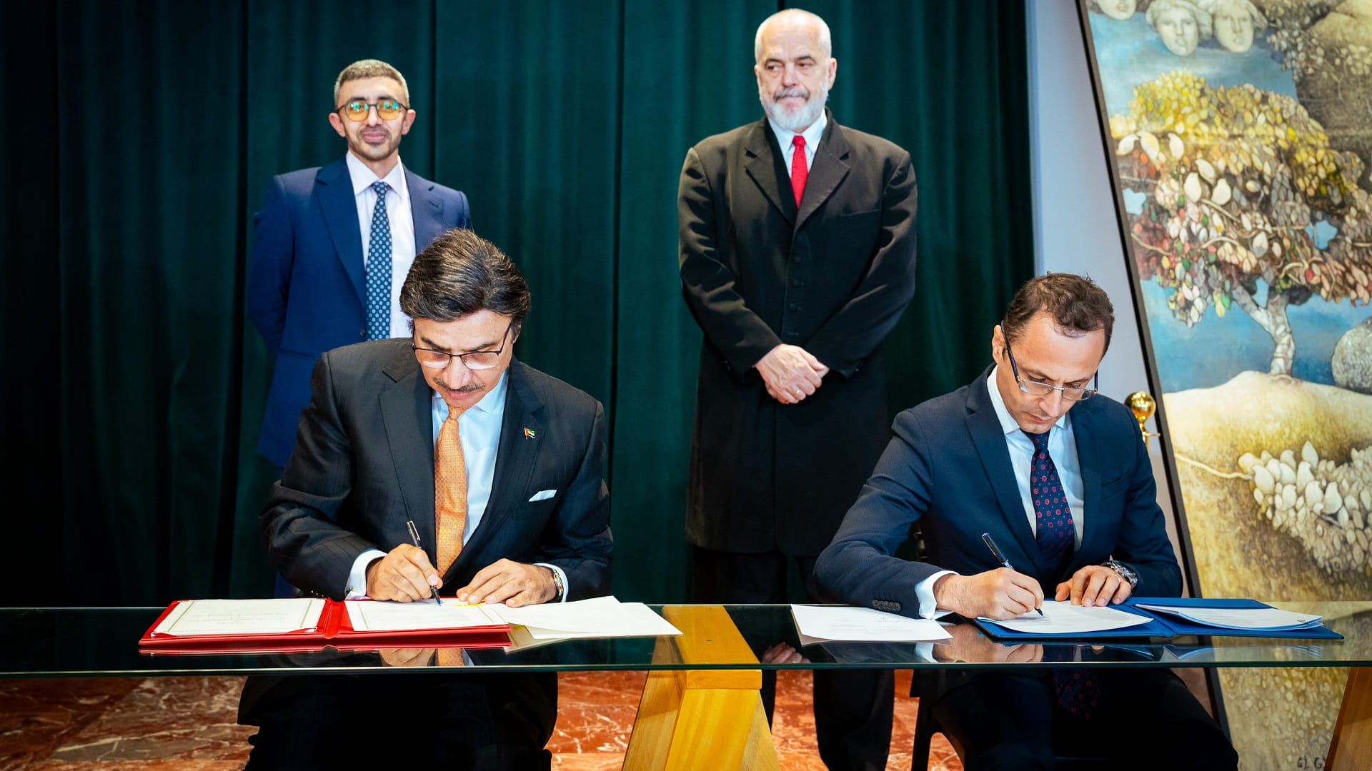 Image for the title: Abdullah bin Zayed, Albania PM witness signing of coop agreement 