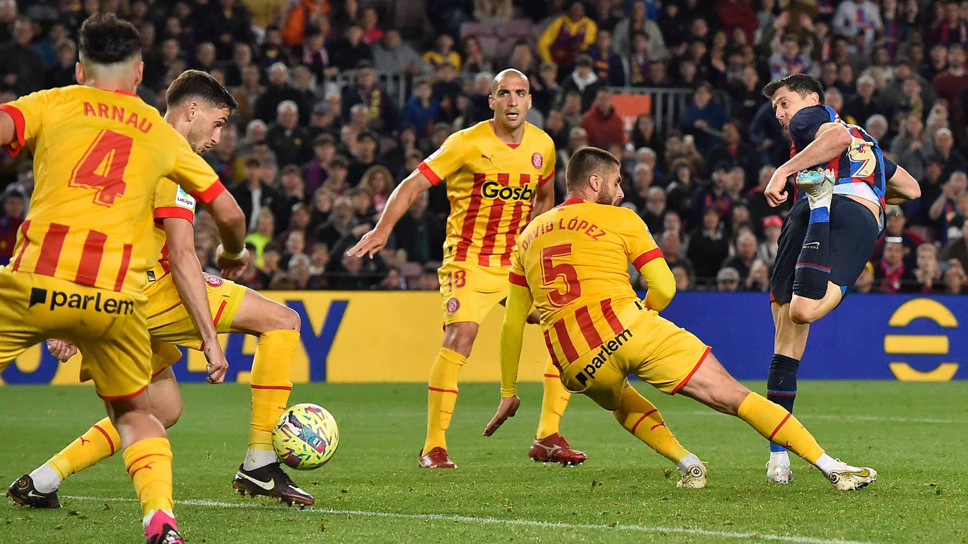 صورة بعنوان: برشلونة يتعادل سلباً مع جيرونا في الدوري الإسباني 